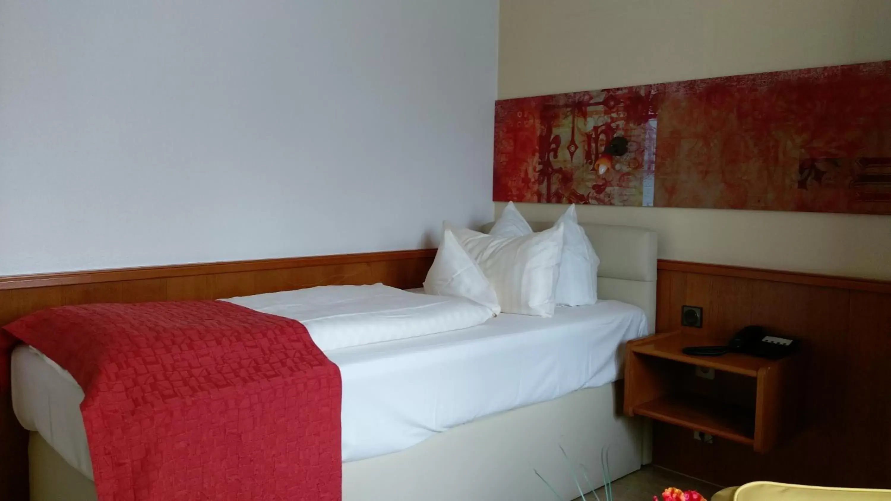 Bed in Arador-City Hotel