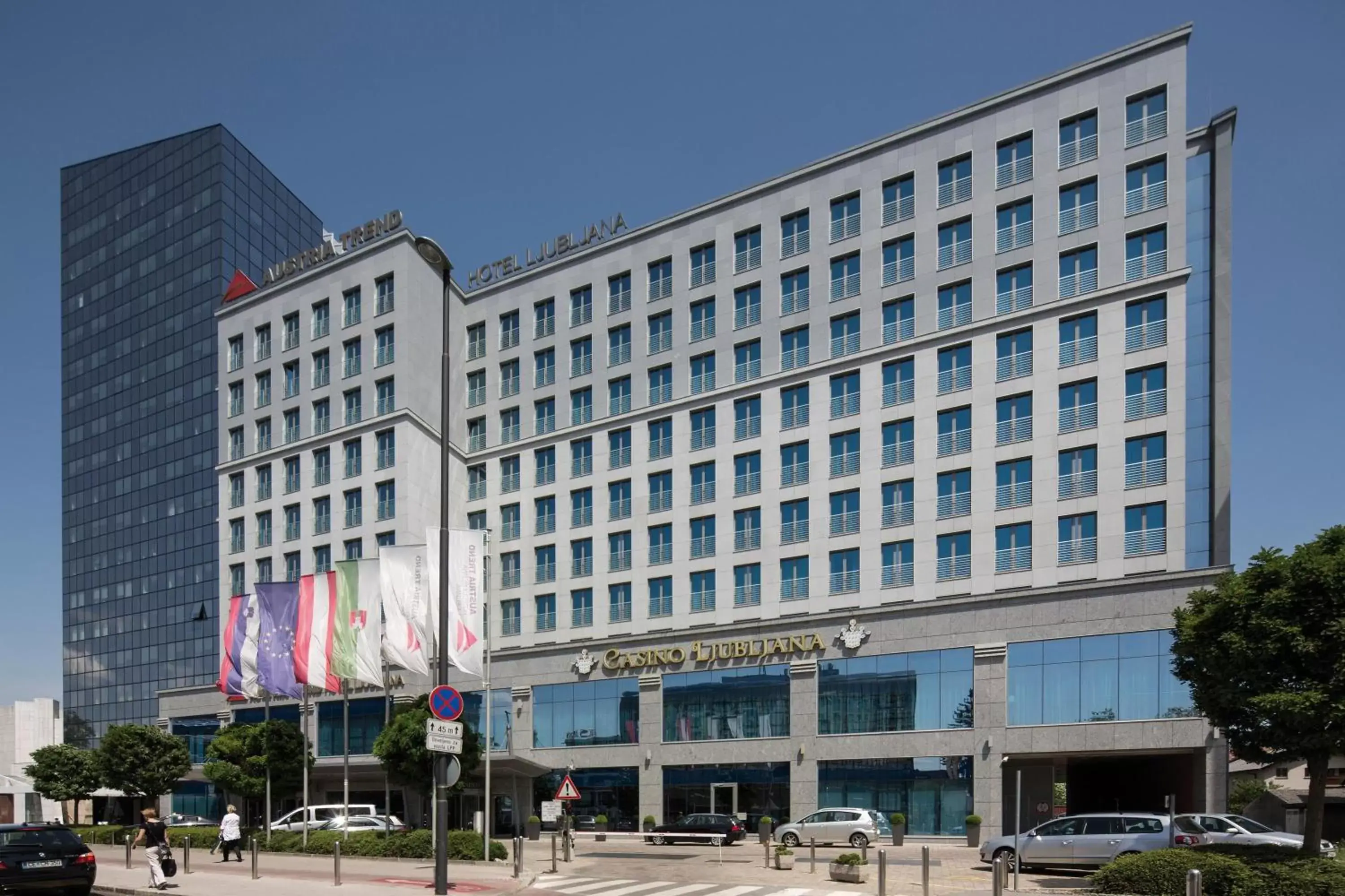 Property building in Austria Trend Hotel Ljubljana Property building in Austria Trend Hotel Ljubljana