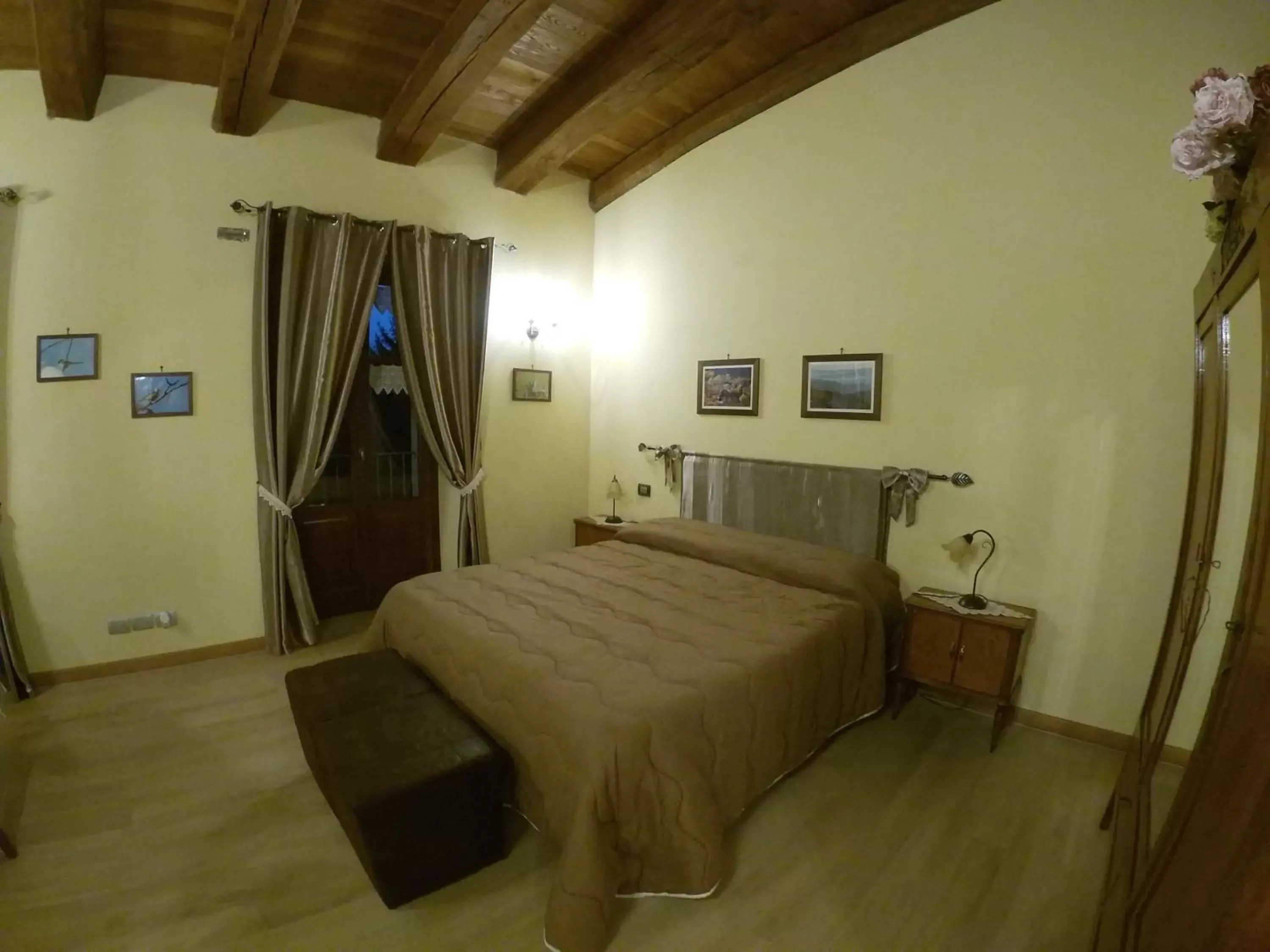 Bed in Agriturismo Locanda dei Cacciatori