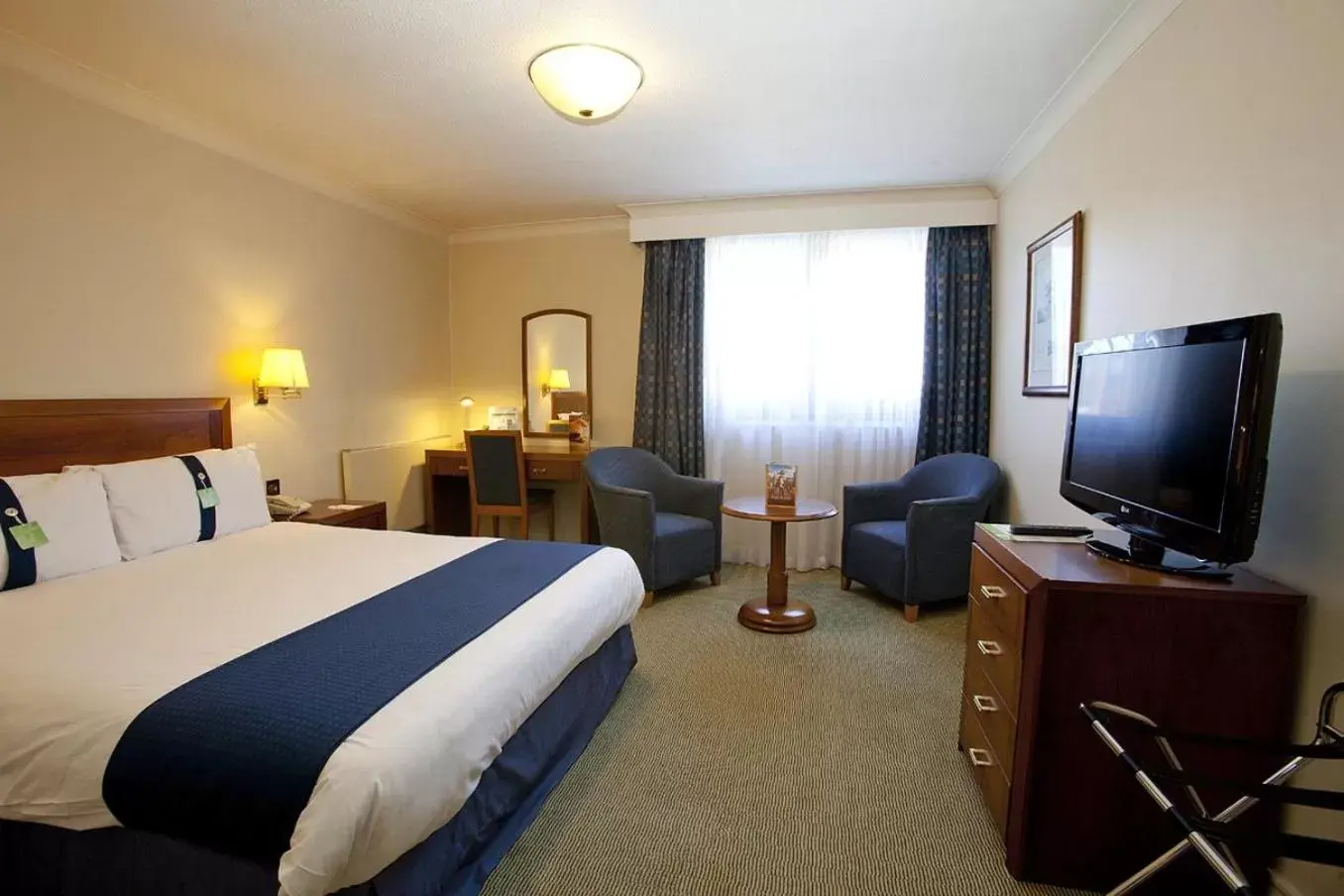 Photo of the whole room, TV/Entertainment Center in Holiday Inn Haydock, an IHG Hotel