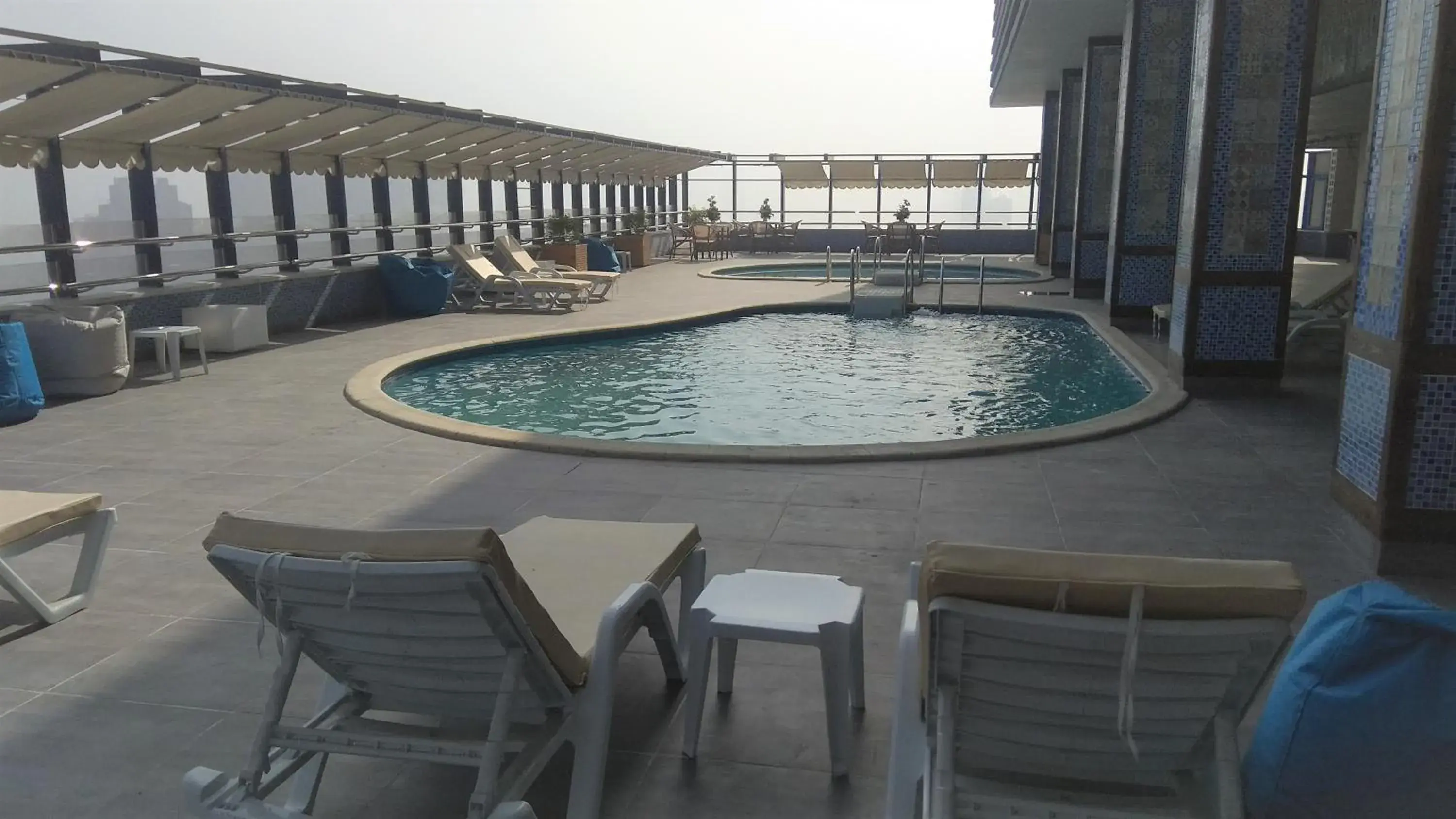 Swimming Pool in Horizon Shahrazad Hotel