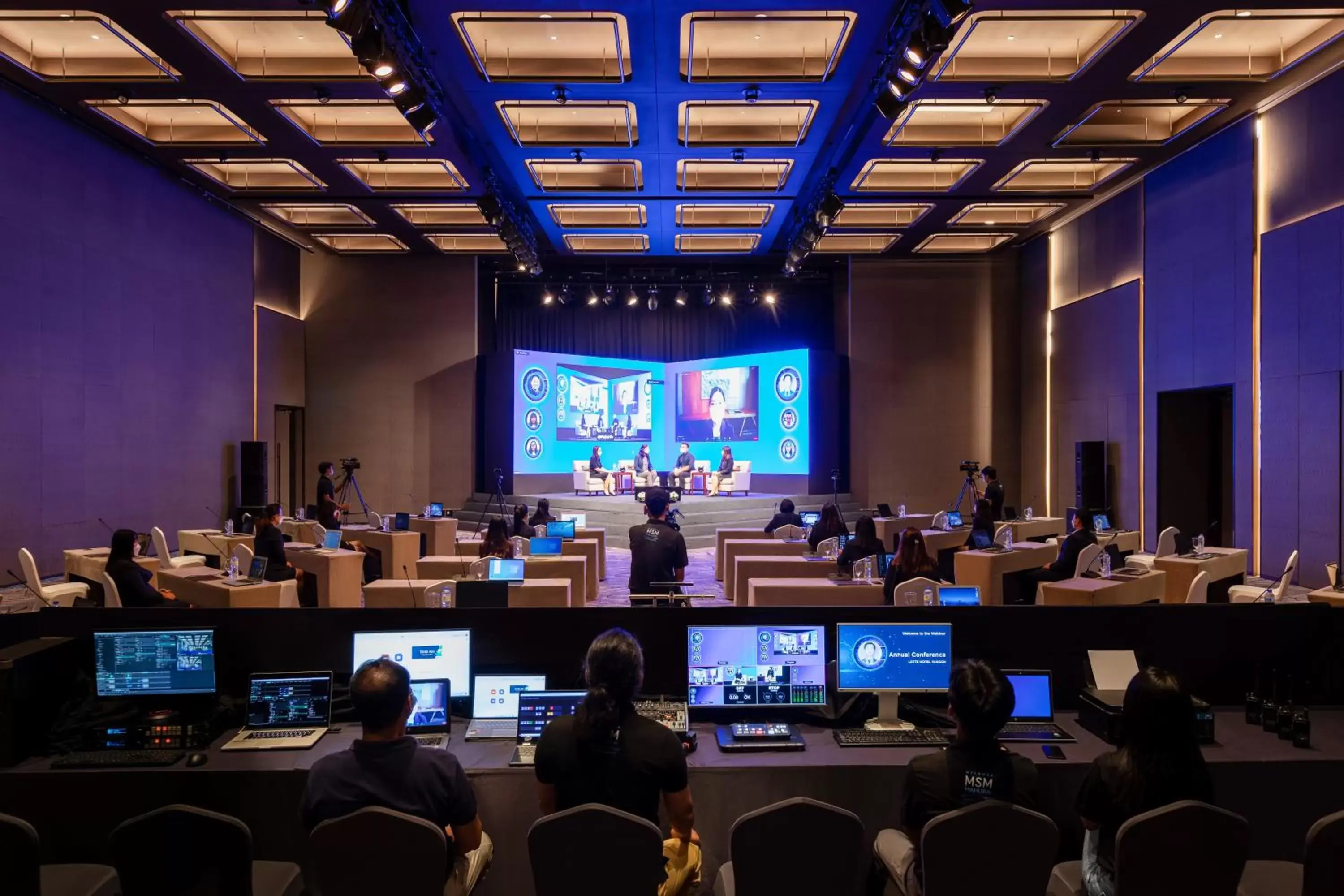 Meeting/conference room in LOTTE Hotel Yangon