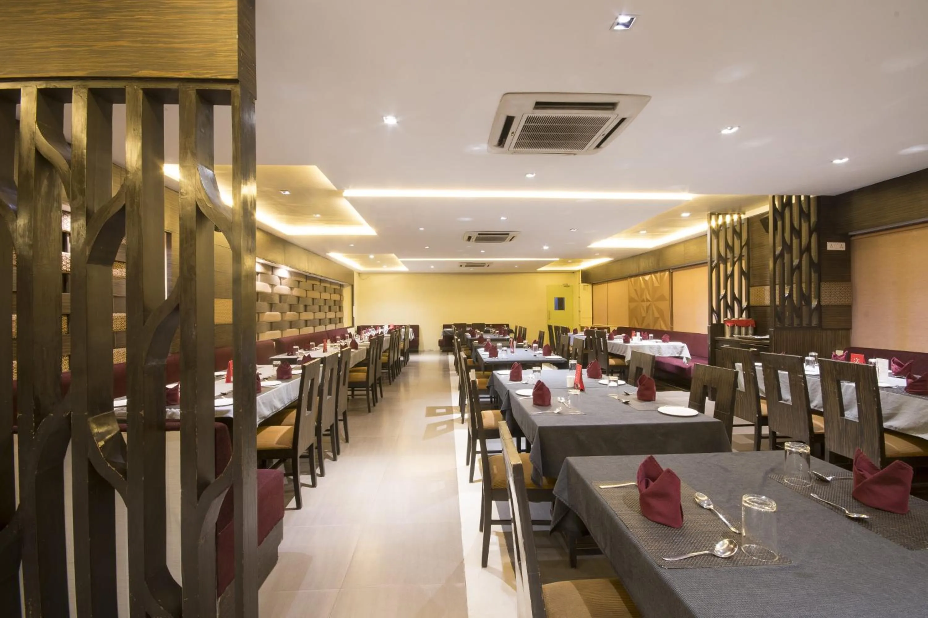 Breakfast in Hotel Platinum Inn