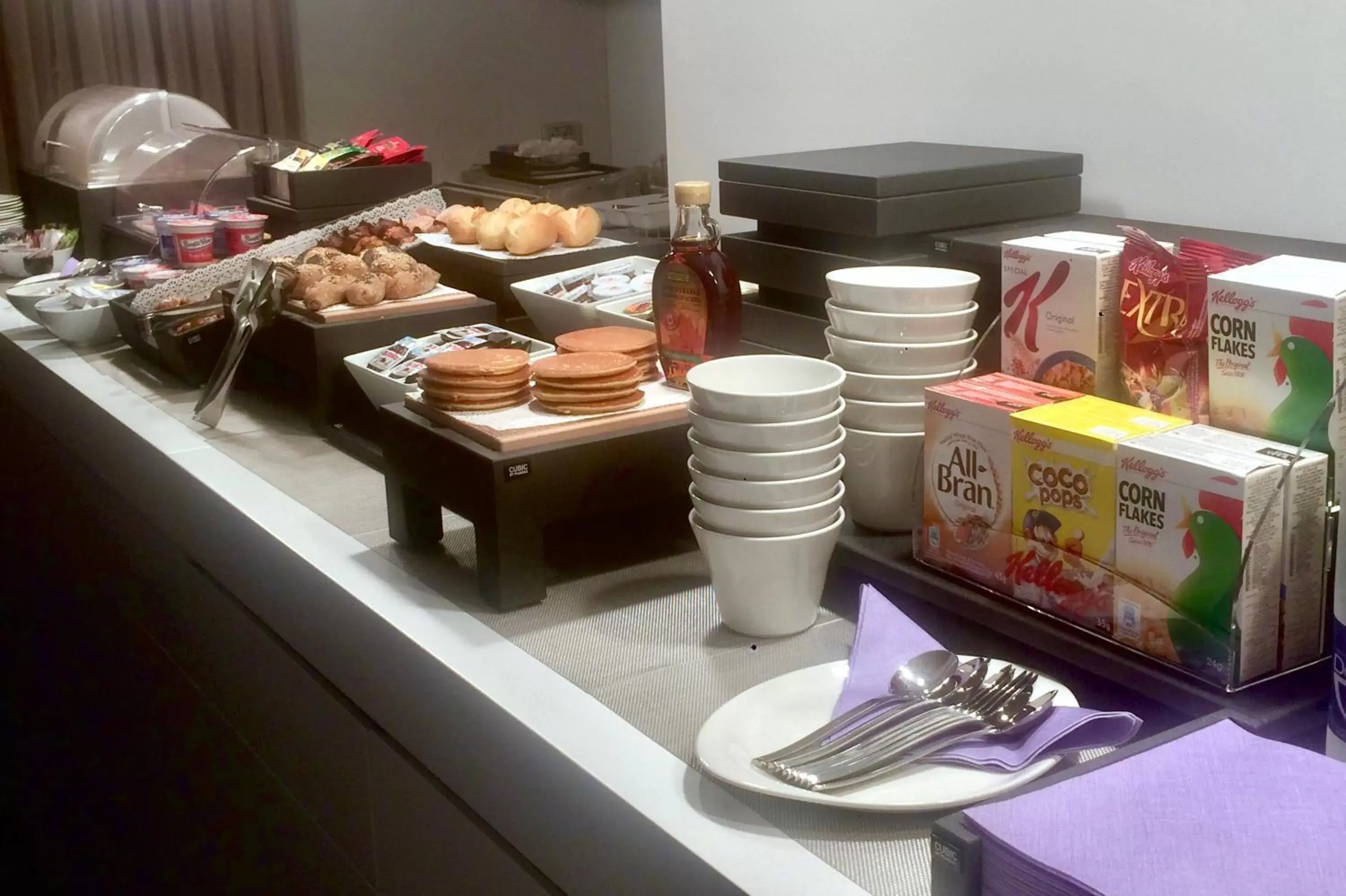 Continental breakfast, Breakfast in Le Camp Suite & Spa