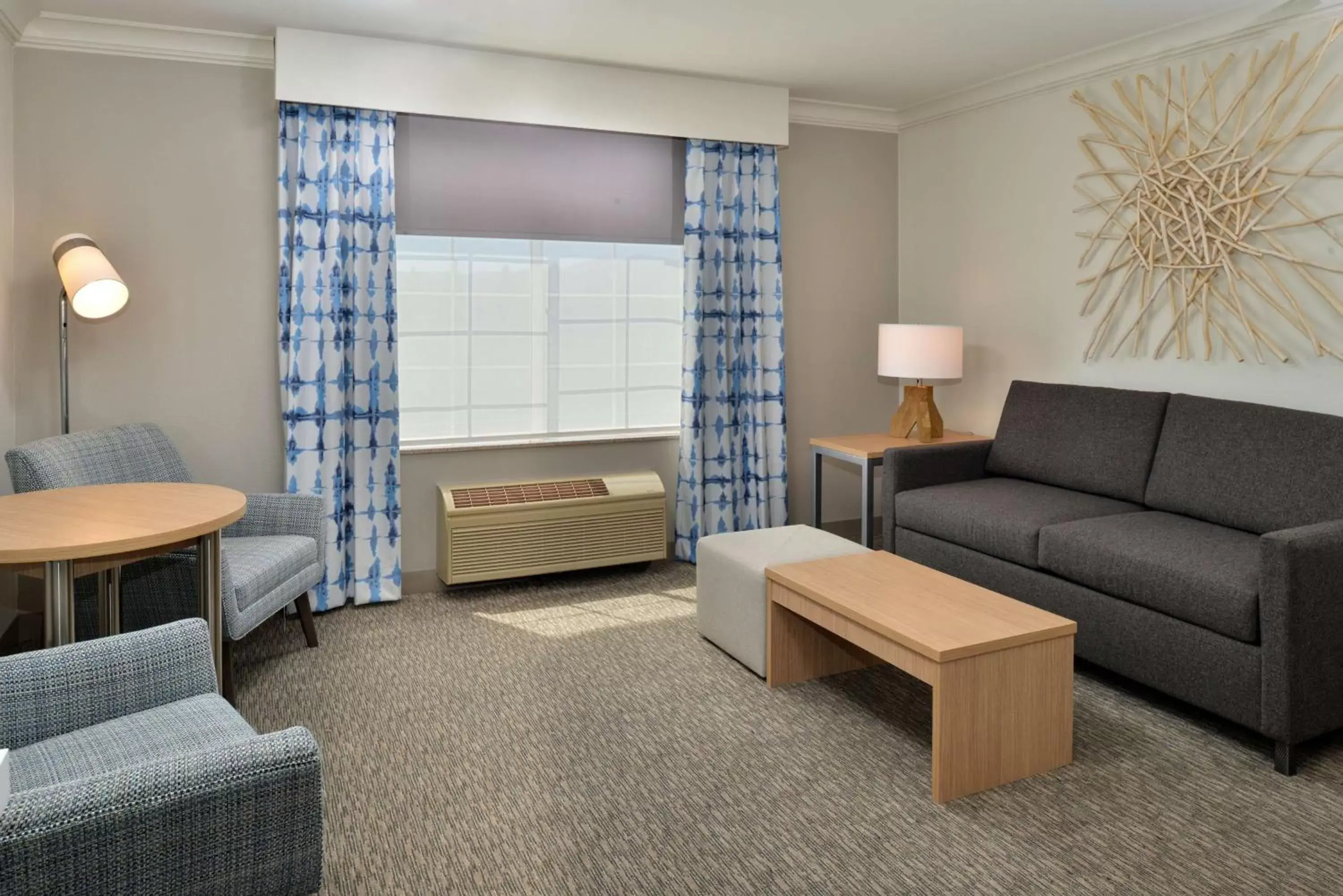 Living room, Seating Area in Hilton Garden Inn Napa