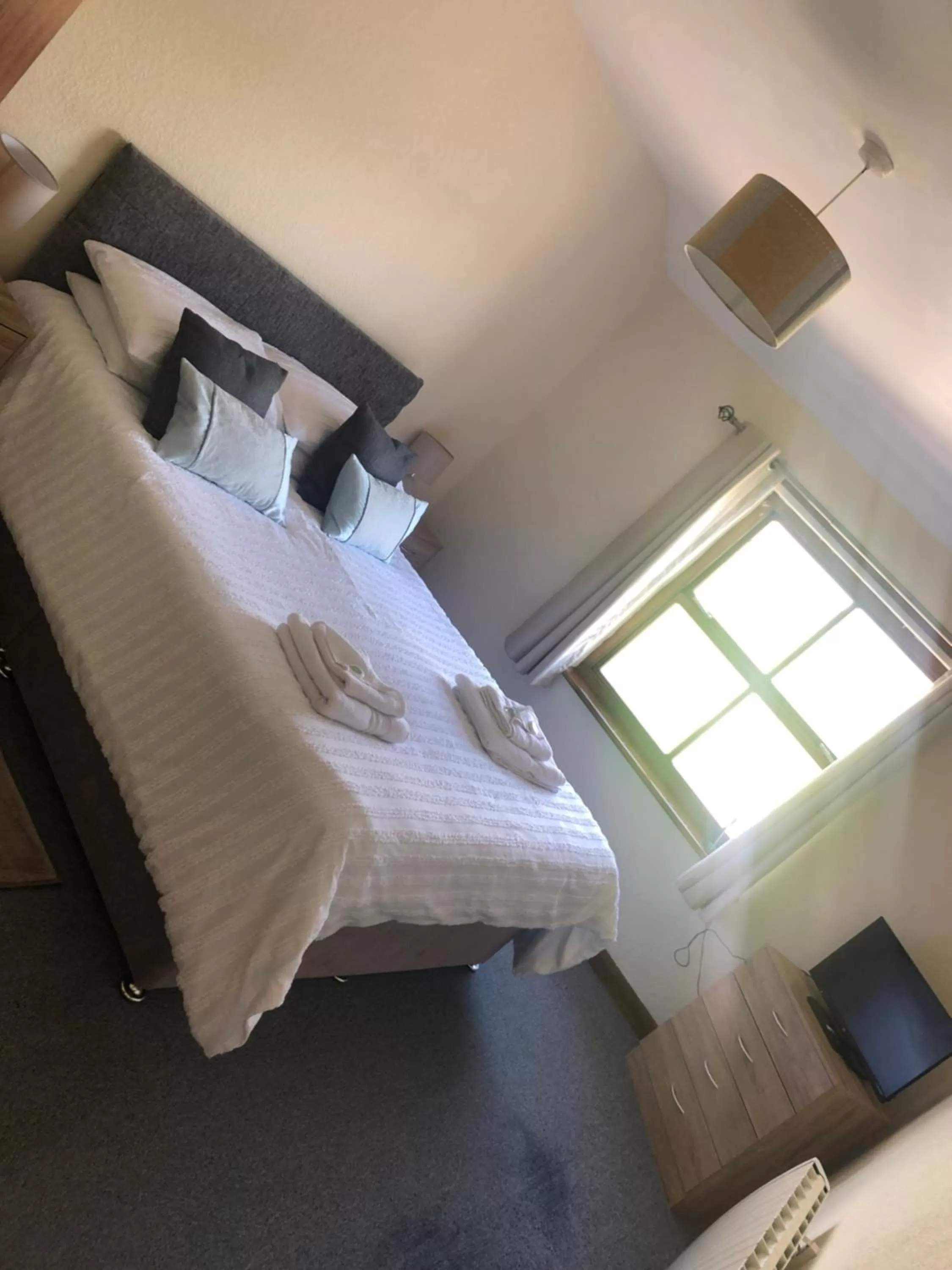 Bed in The Crossings