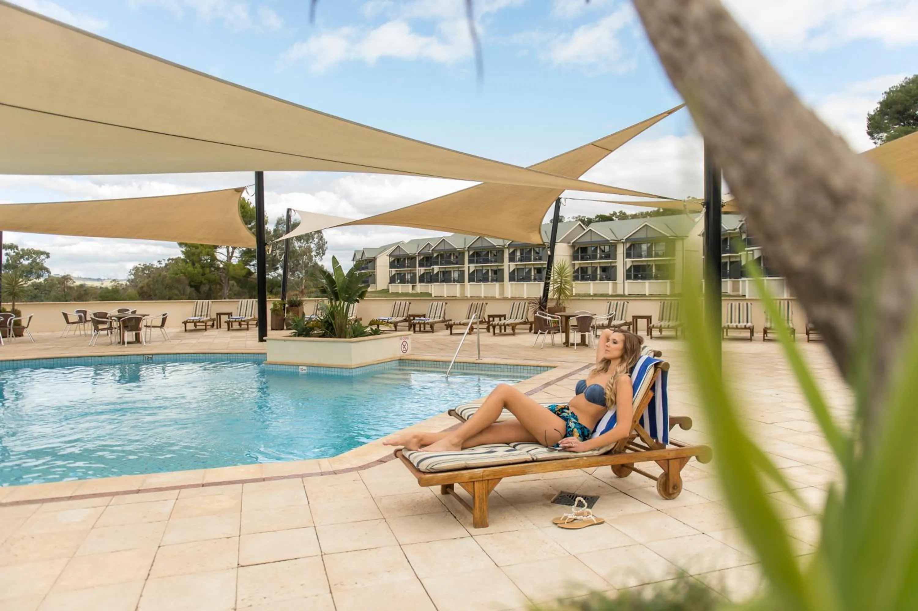 Swimming pool in Novotel Barossa Valley Resort
