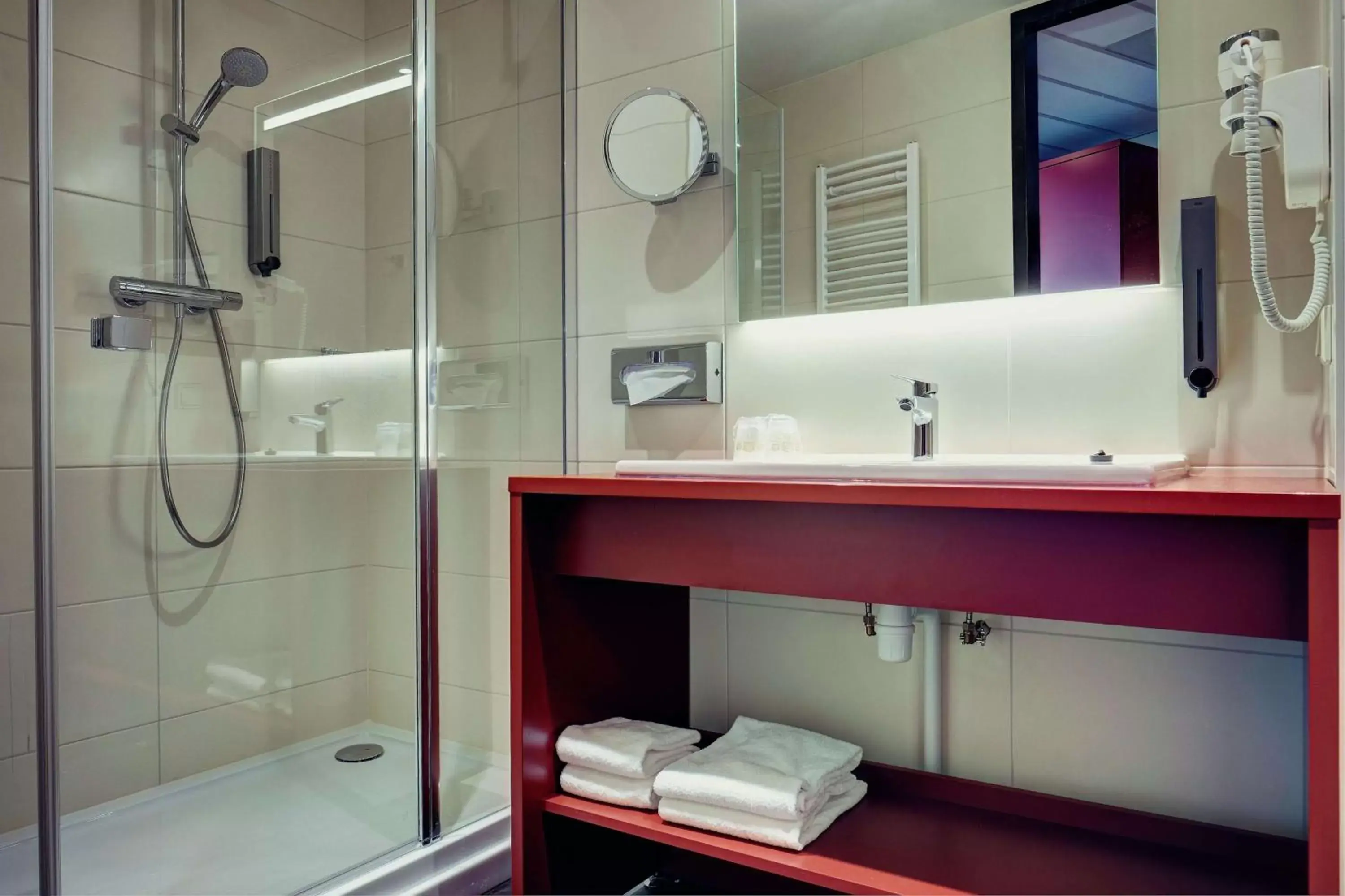 TV and multimedia, Bathroom in Amedia Amsterdam Airport, Trademark Collection by Wyndham