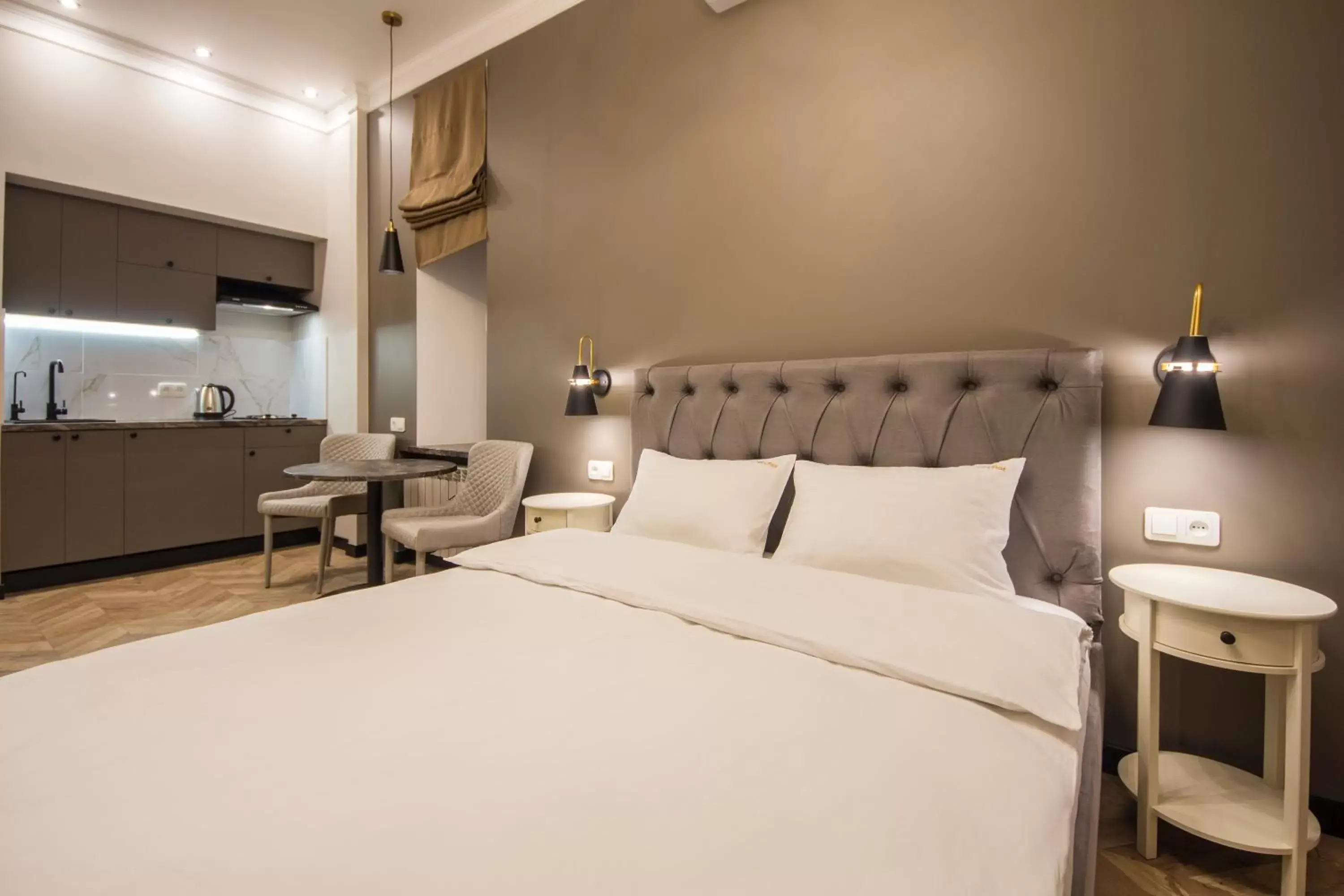 Apartment with Balcony in Apartments on Antonovycha Apartment with Balcony in Apartments on Antonovycha