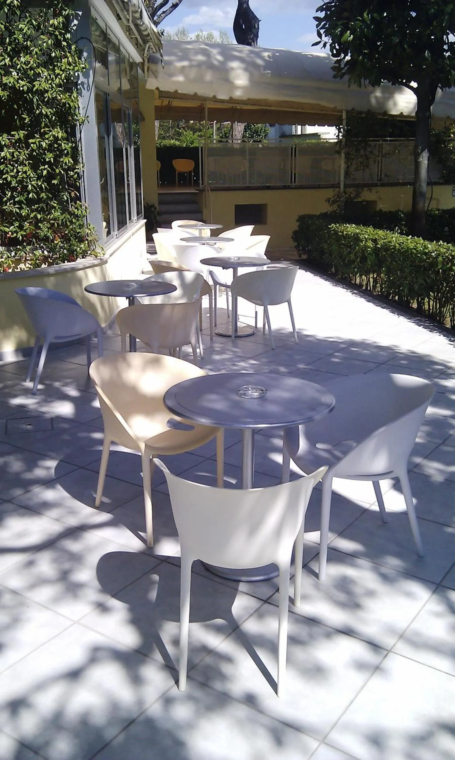 Facade/entrance in L'Alba Hotel