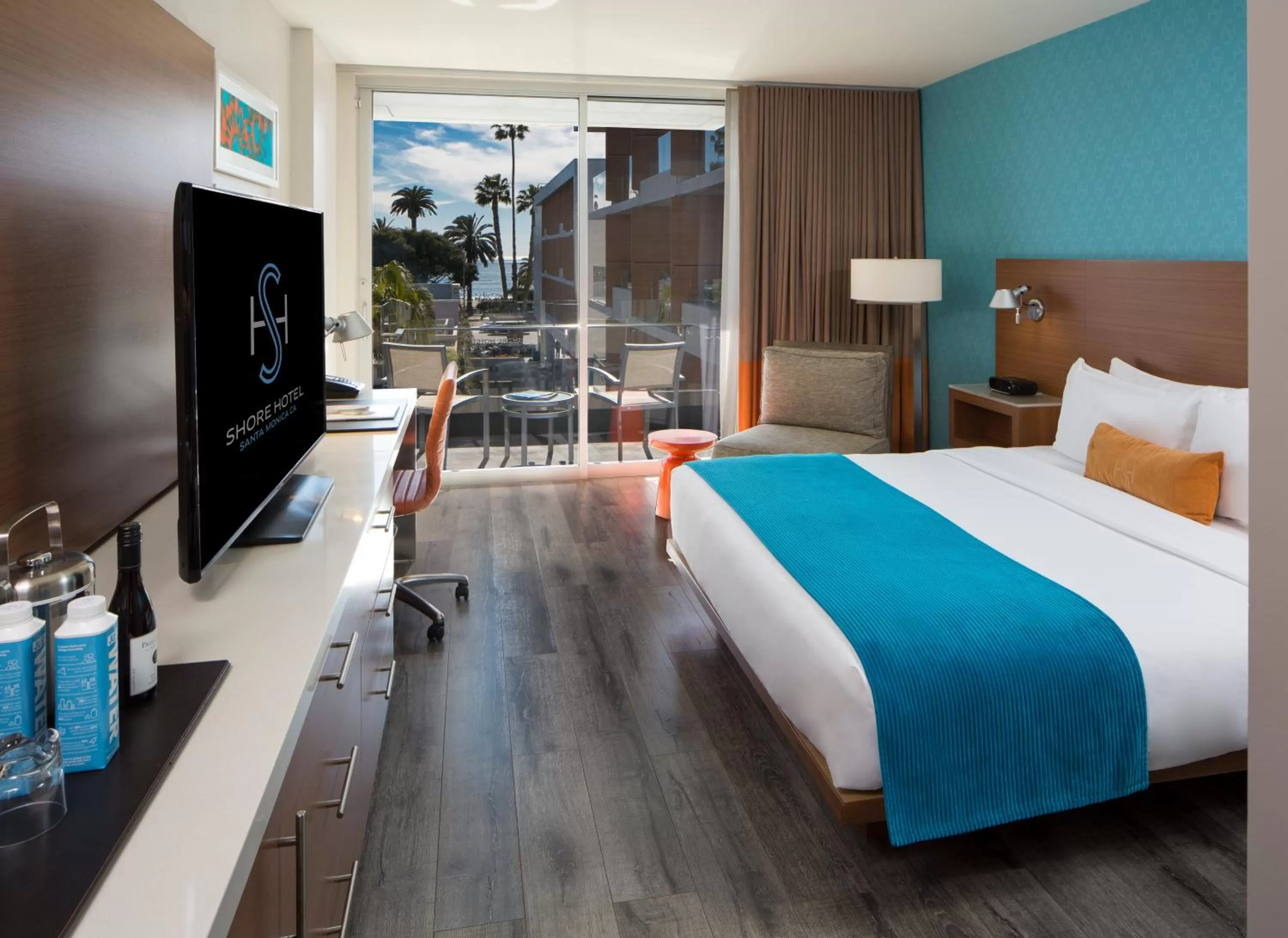 Partial Ocean View with King Bed in Shore Hotel