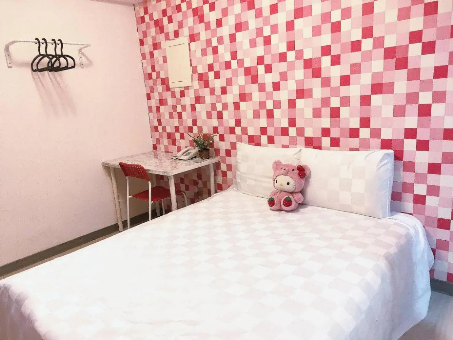 Property building, Bed in Sleep Taipei Hotel - Nan Ya Market