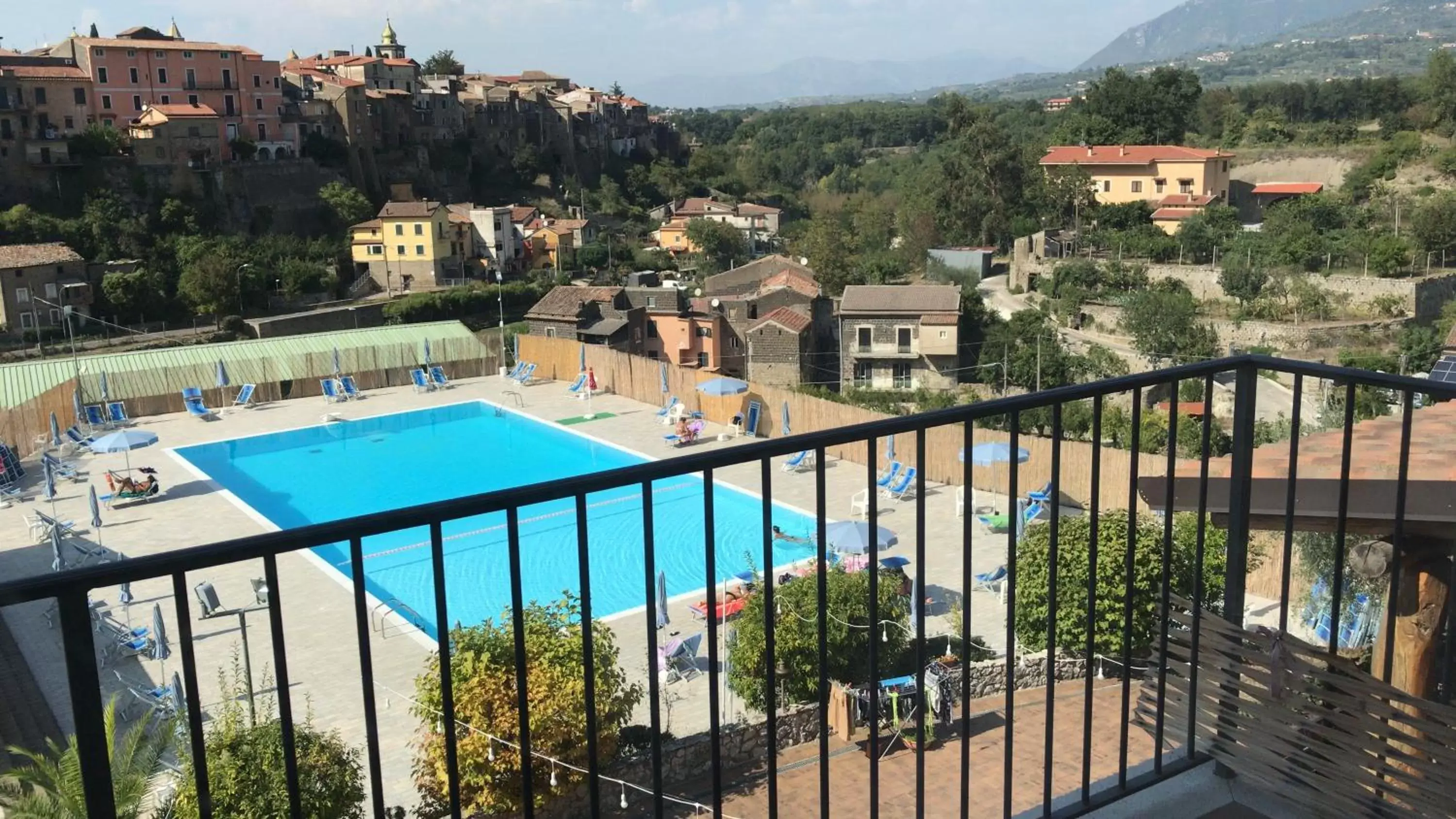 Pool View in Le Rocce