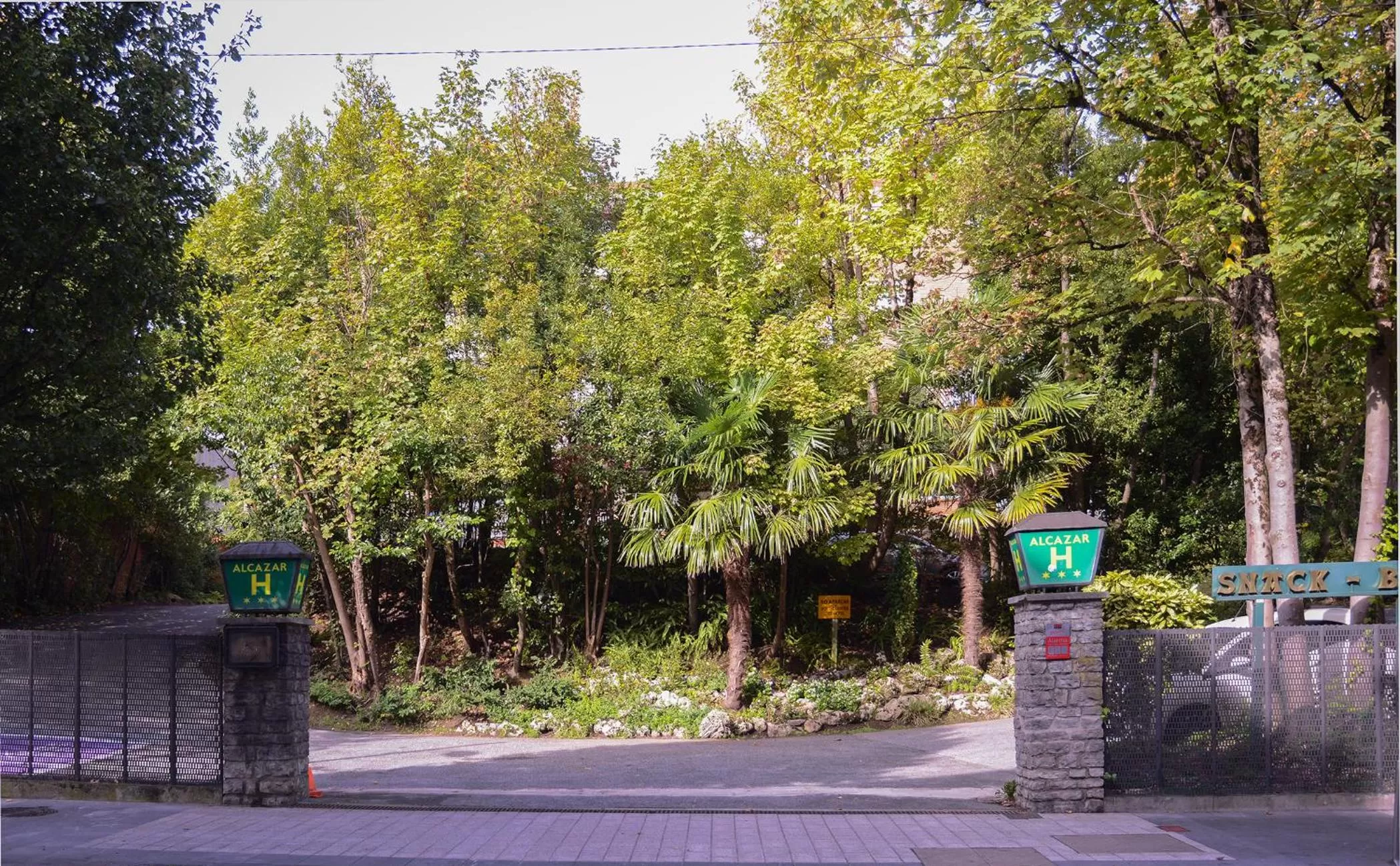 Garden in Hotel Alcazar Irun