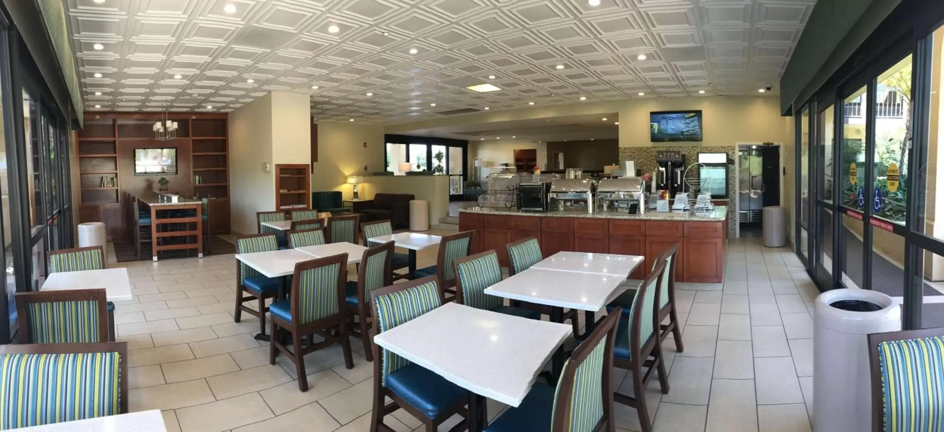 Restaurant/Places to Eat in Best Western Plus South Coast Inn