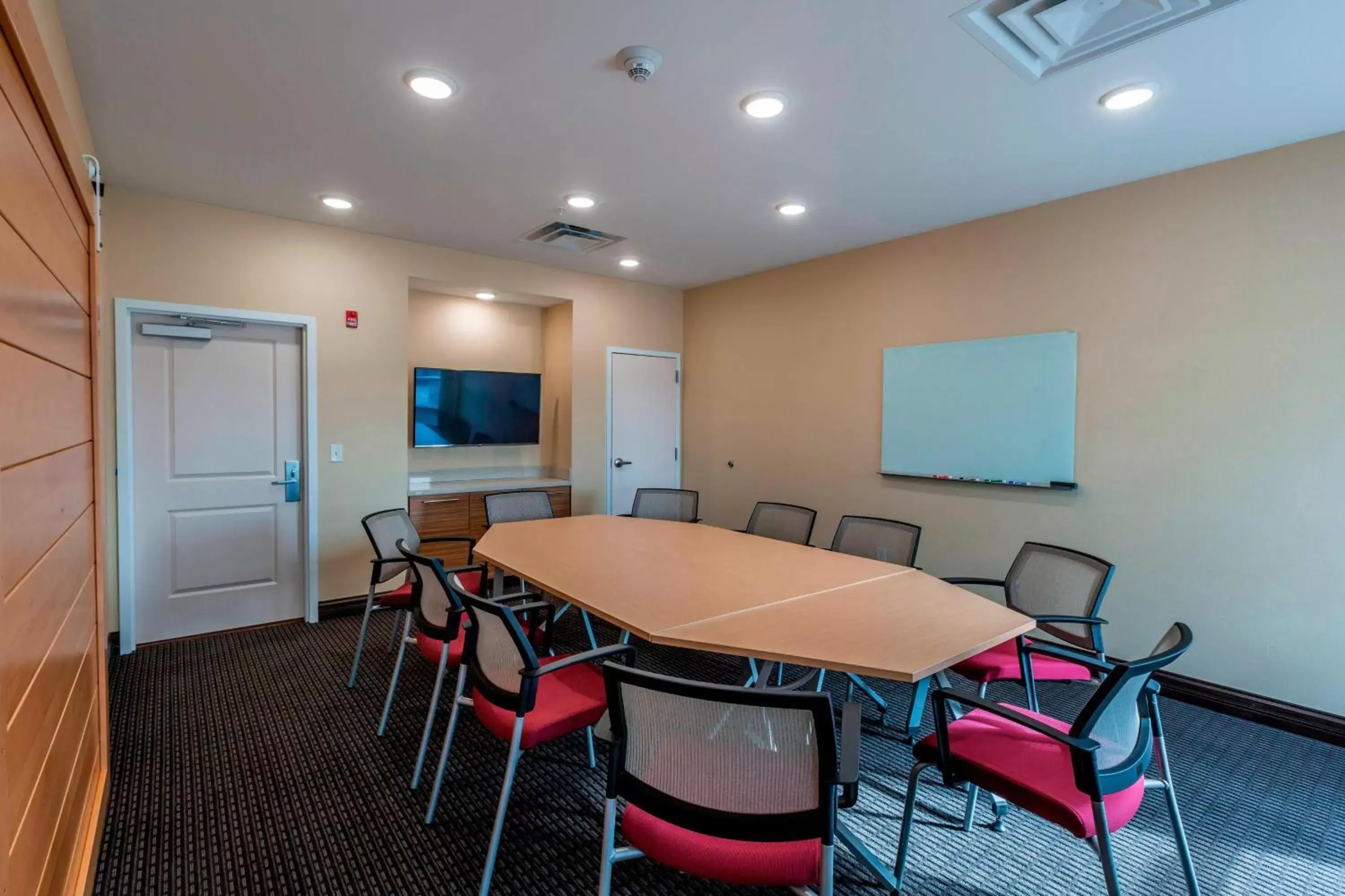 Meeting/conference room in TownePlace Suites by Marriott Lexington Keeneland/Airport