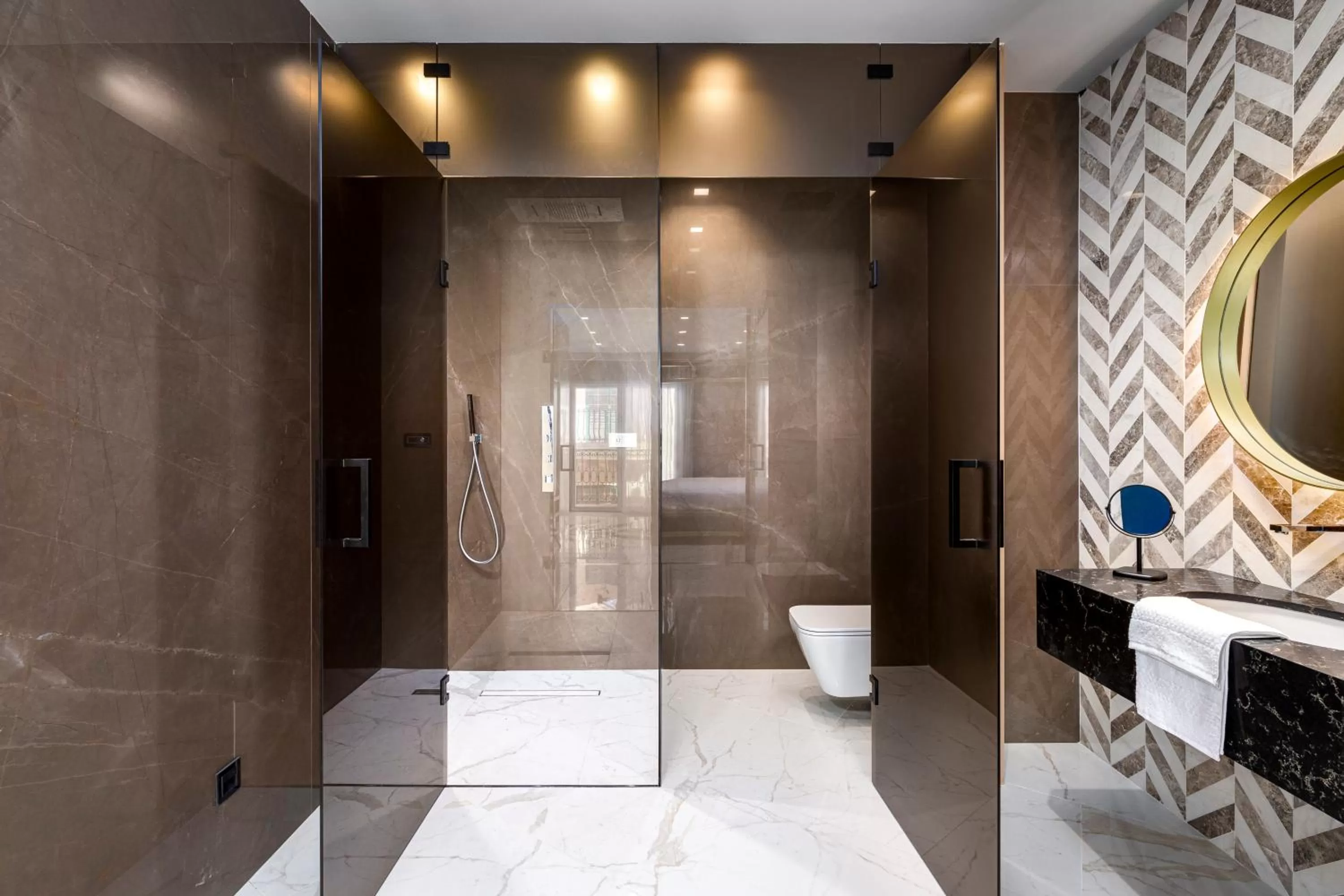 Shower in Lure Hotel & Spa - Adults Only