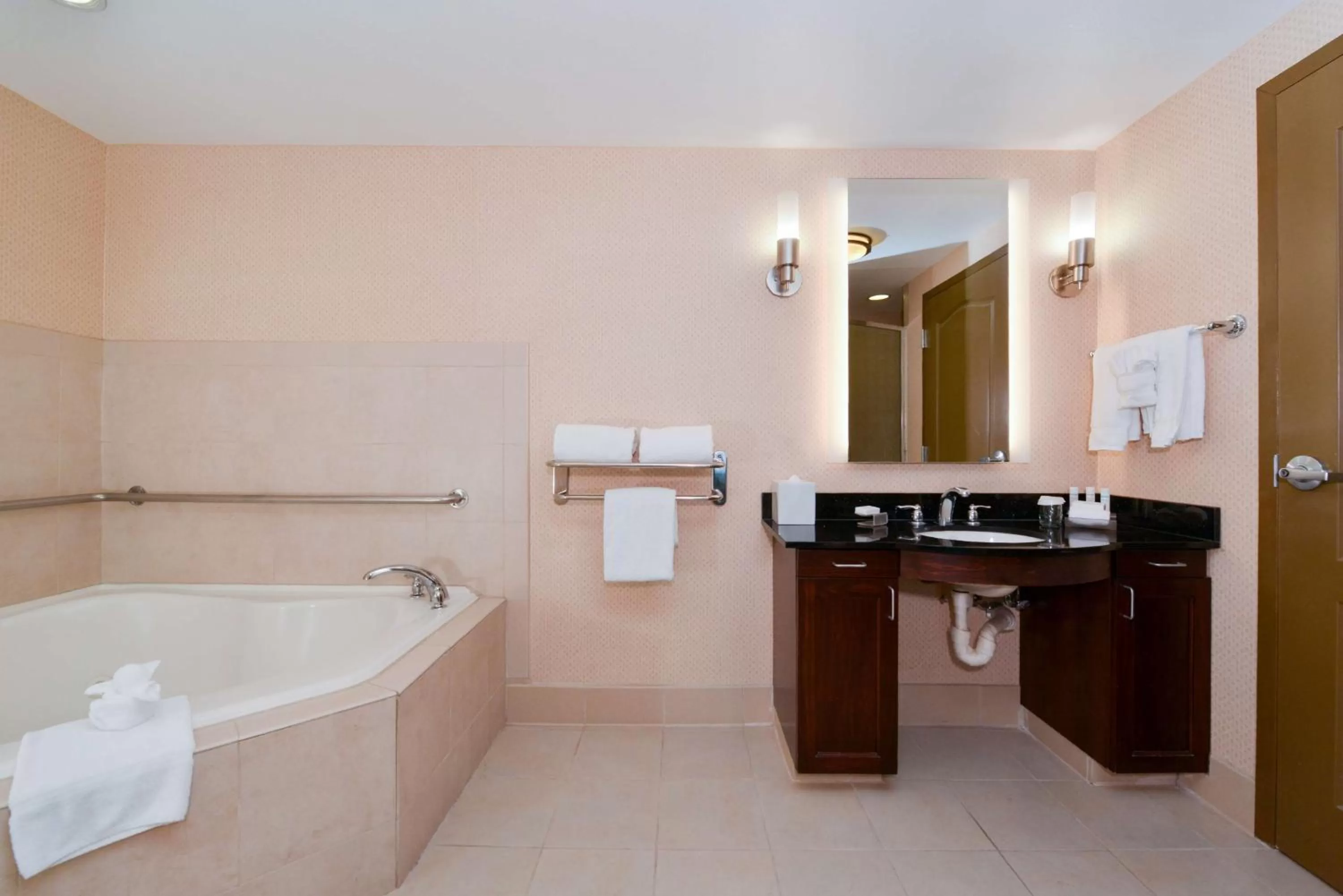Bathroom in Homewood Suites by Hilton Fresno