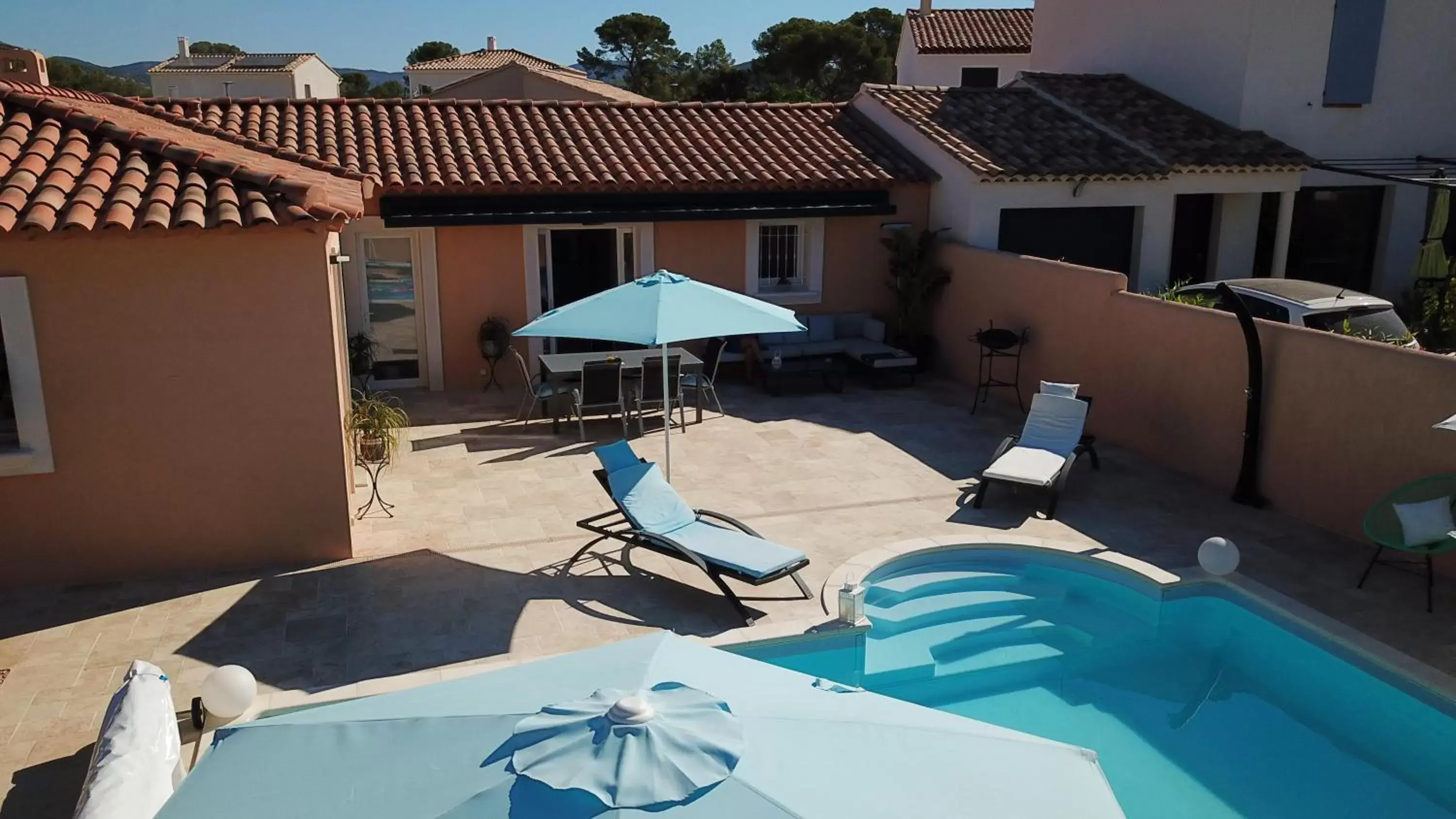 Pool View in Chambre d'hôtes dans Villa Diane