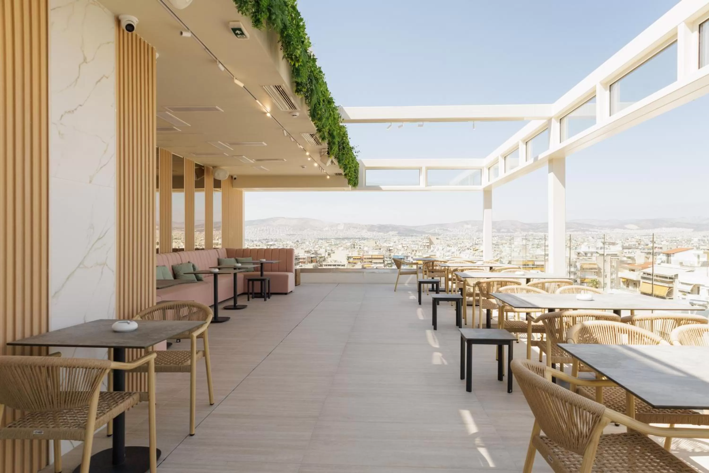 Restaurant/places to eat in Hilton Garden Inn Athens Syggrou Avenue