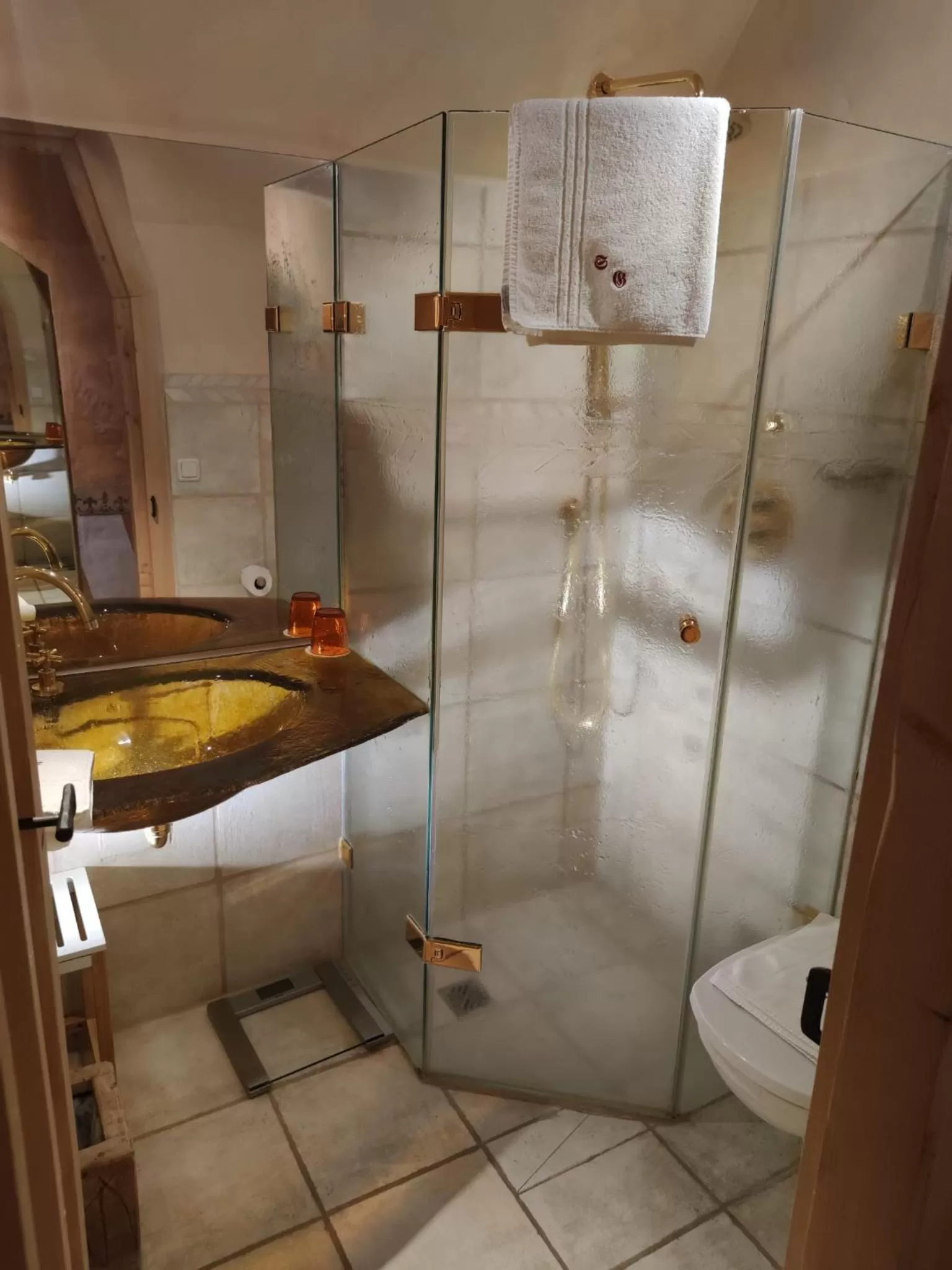 Shower in Hotel San Gabriele