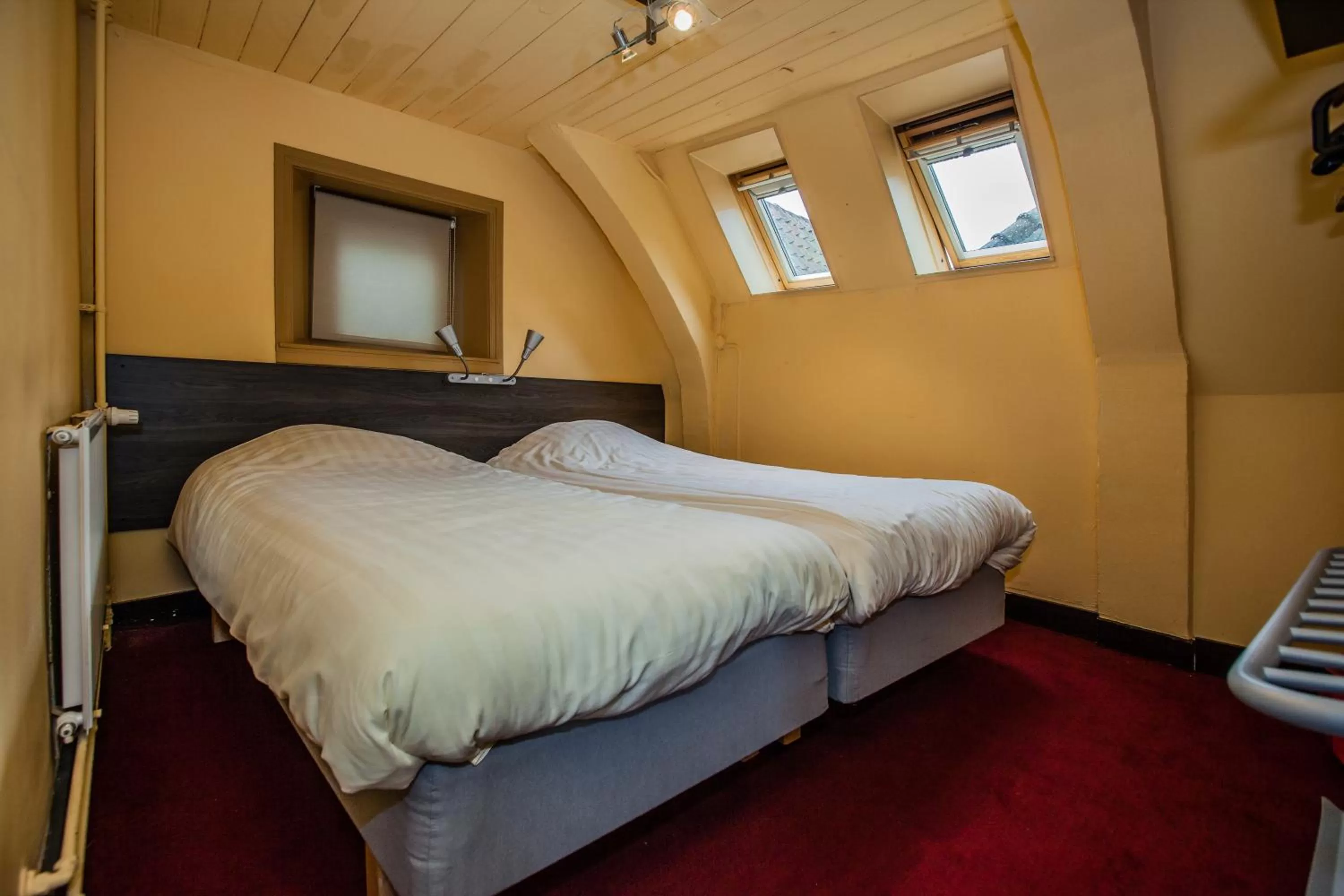 Bed in Hotel de Vischpoorte, centrum Deventer en aan de IJssel