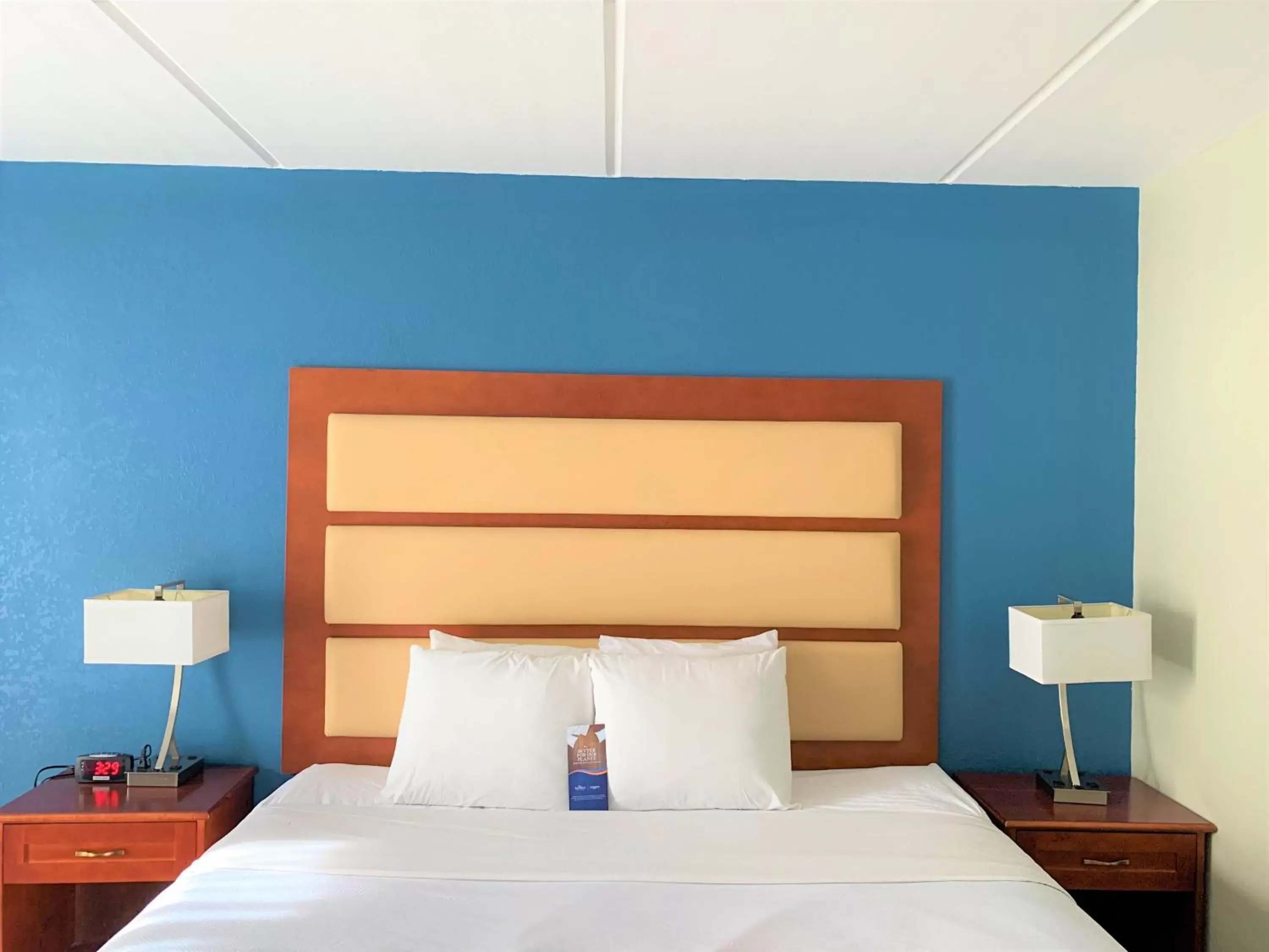 Bed in Baymont by Wyndham Norcross Atlanta Bed in Baymont by Wyndham Norcross Atlanta