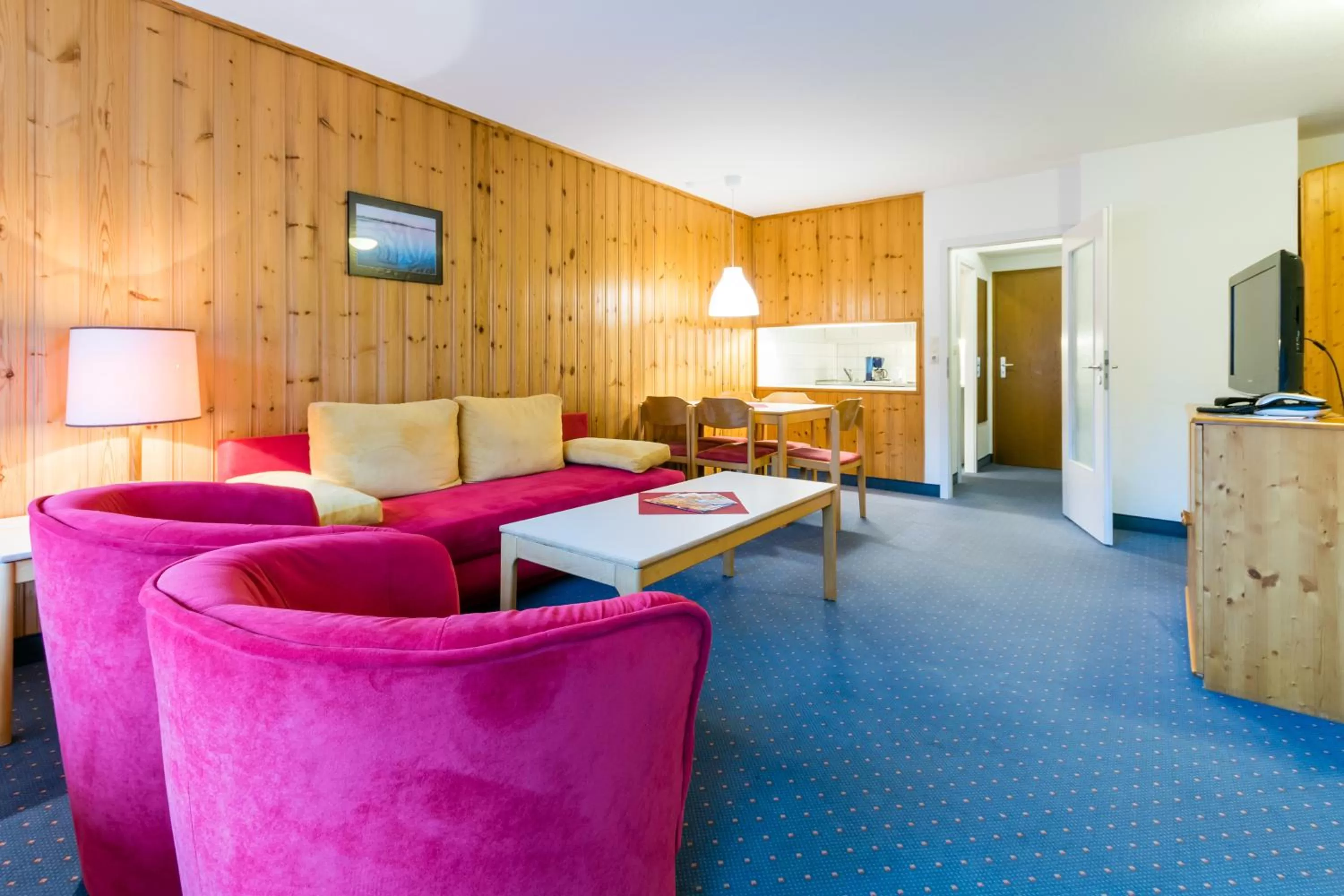 TV and multimedia in Familien Apartmenthotel Panoramic