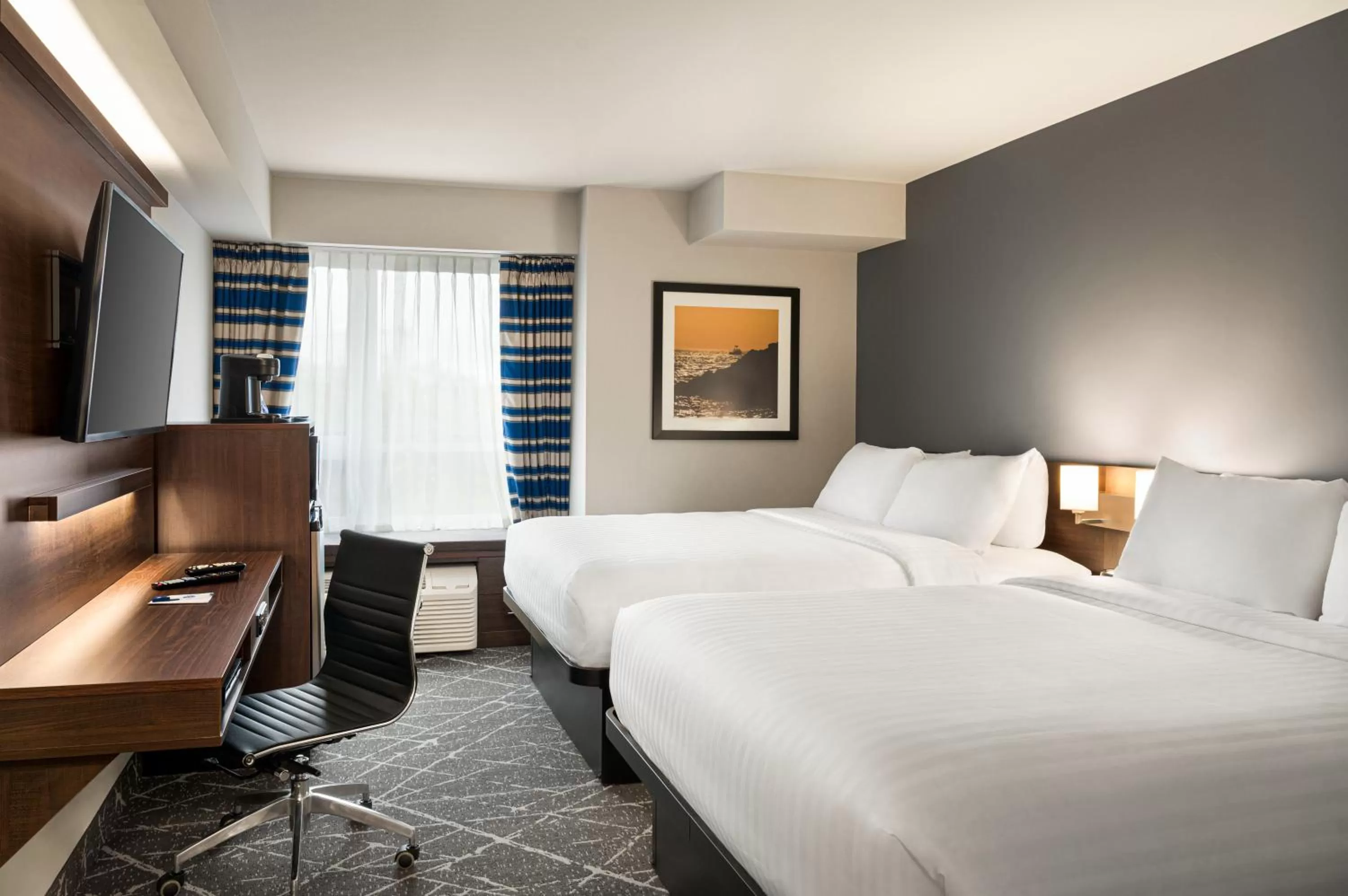 Photo of the whole room, Bed in Microtel Inn & Suites by Wyndham Antigonish