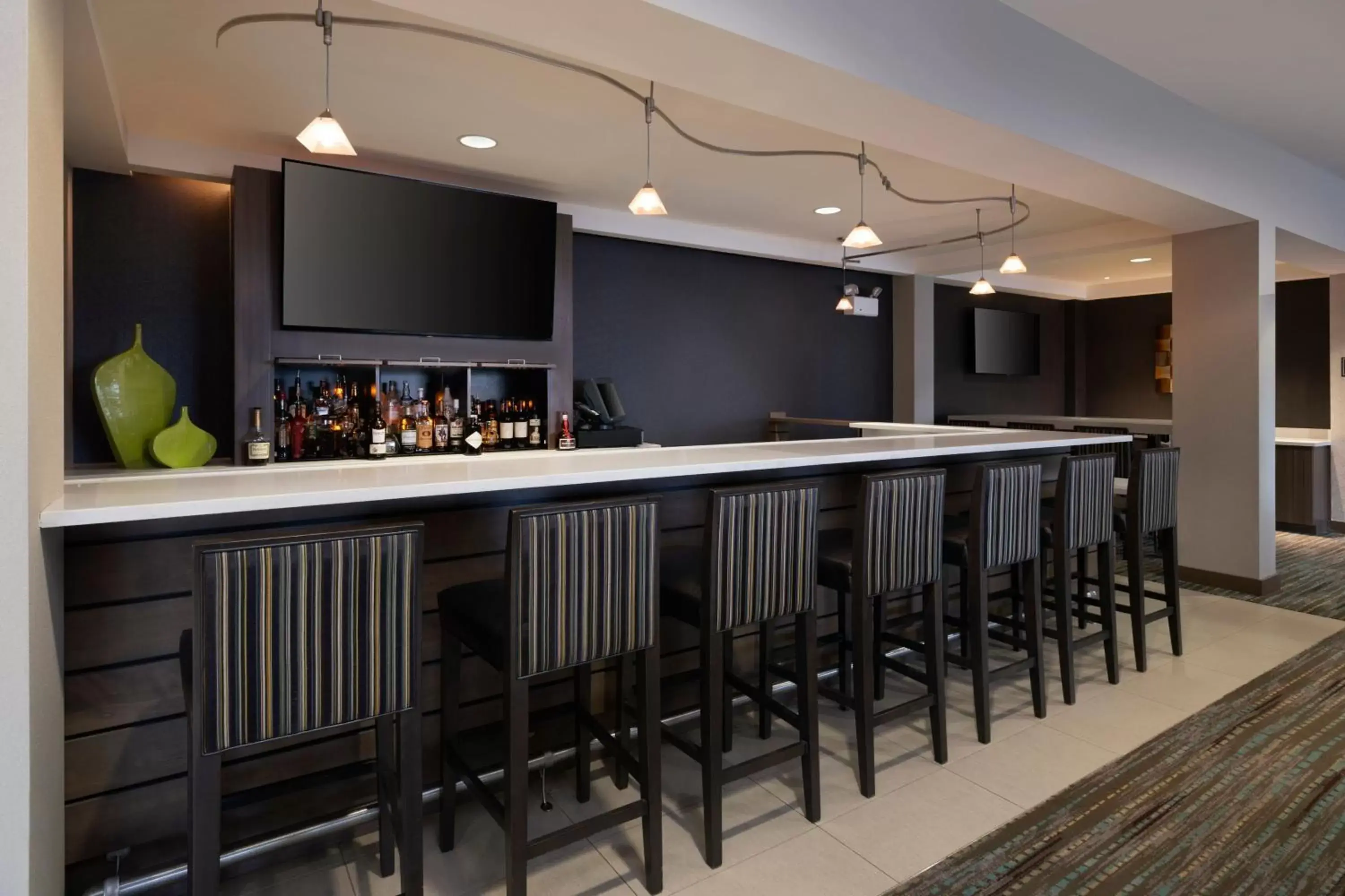 Restaurant/places to eat in Residence Inn by Marriott Boston Bridgewater