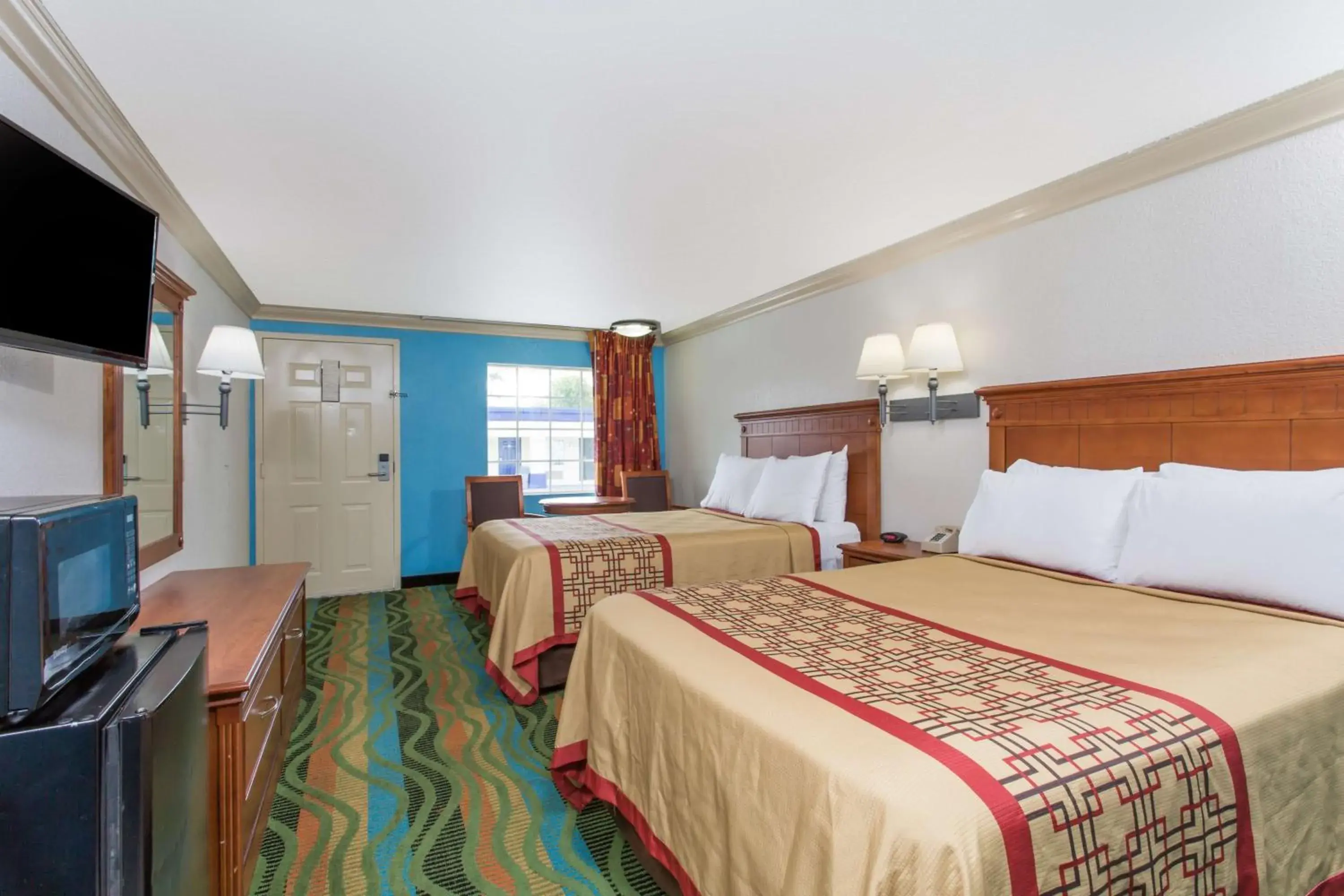 Room with Two Double Beds - Non-Smoking in Days Inn by Wyndham Virginia Beach Town Center