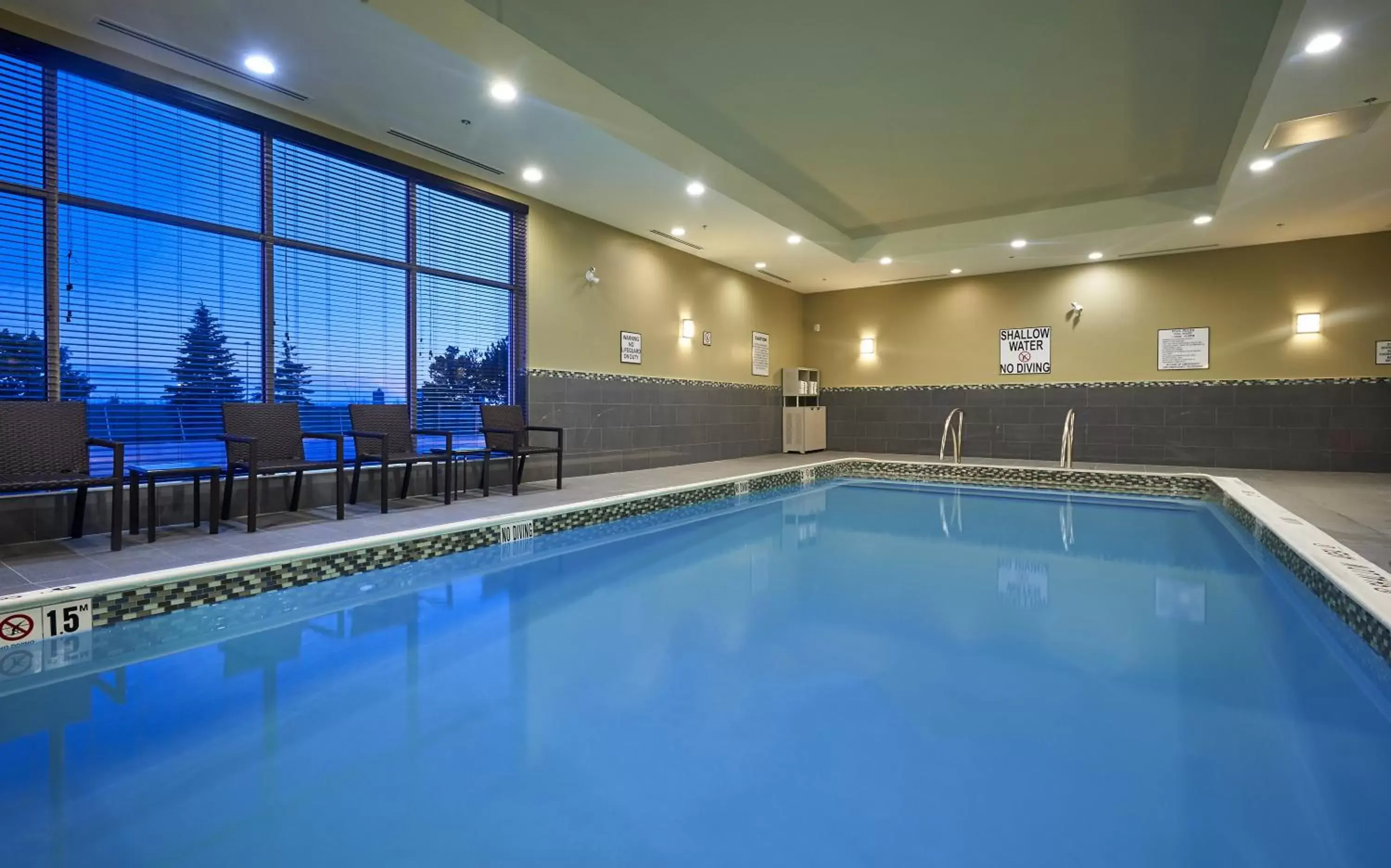 Swimming pool in Holiday Inn Express Toronto-North York, an IHG Hotel