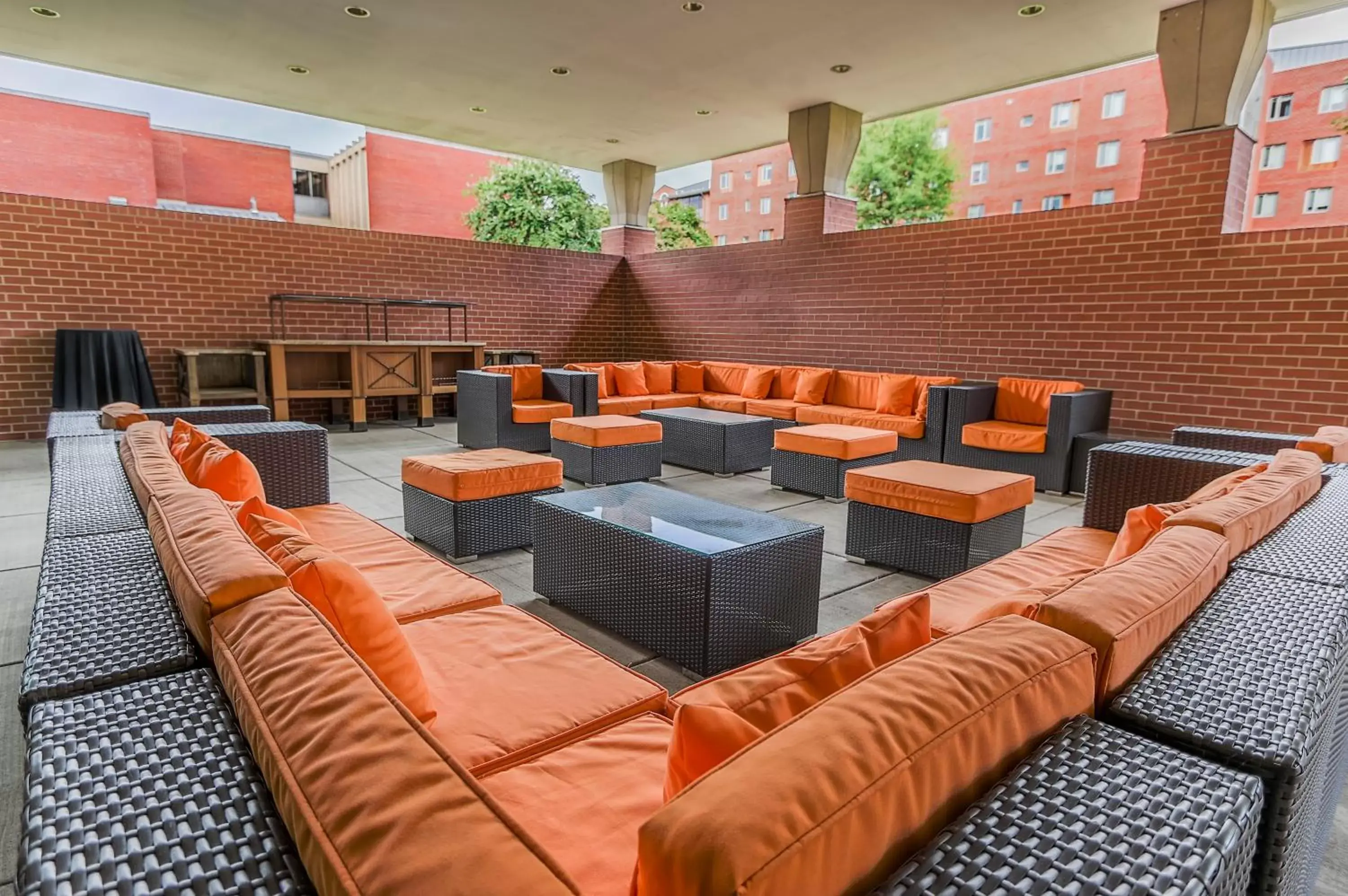 Balcony/Terrace, Restaurant/Places to Eat in Kellogg Conference Hotel at Gallaudet University