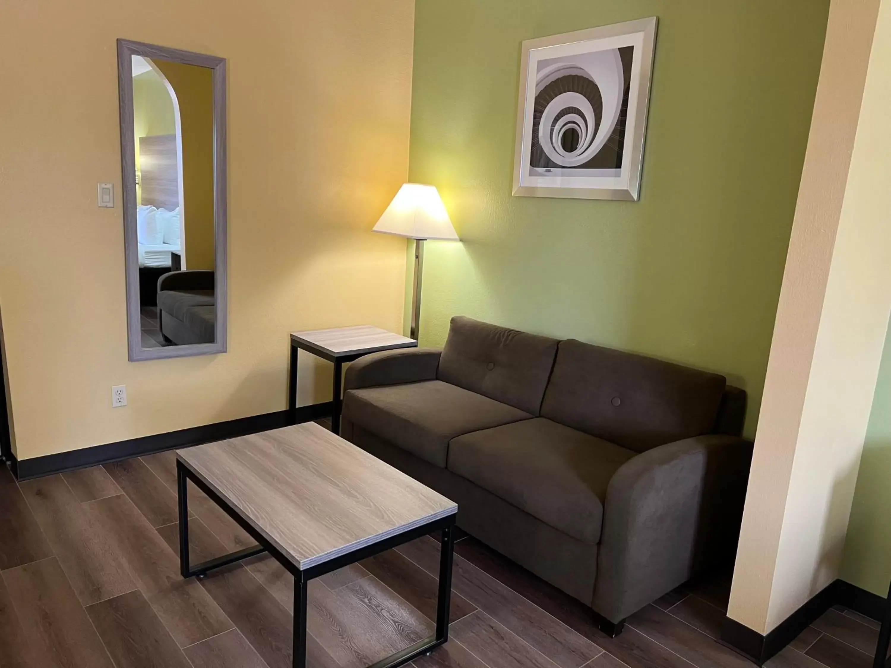 Seating Area in Quality Inn