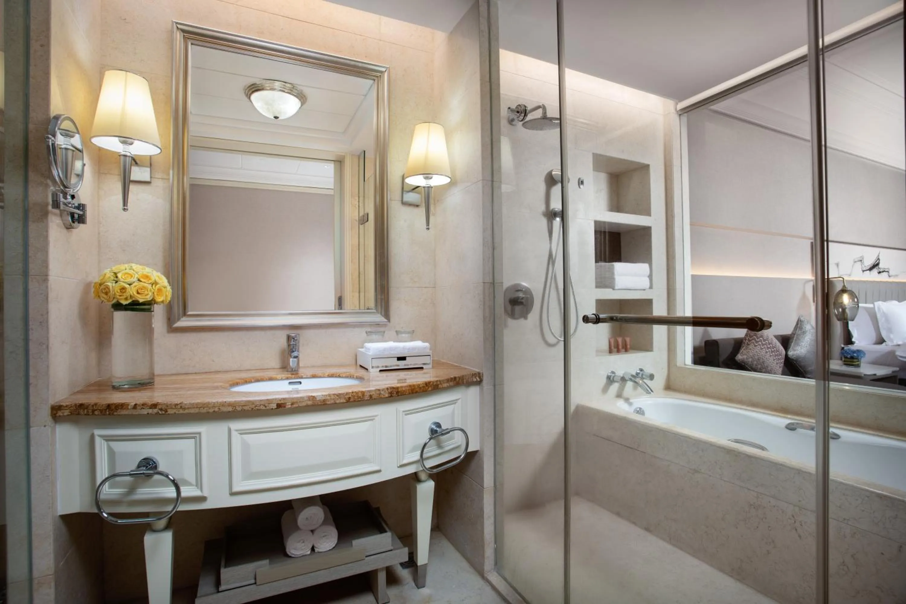 Bathroom in Crowne Plaza Fuzhou South by IHG