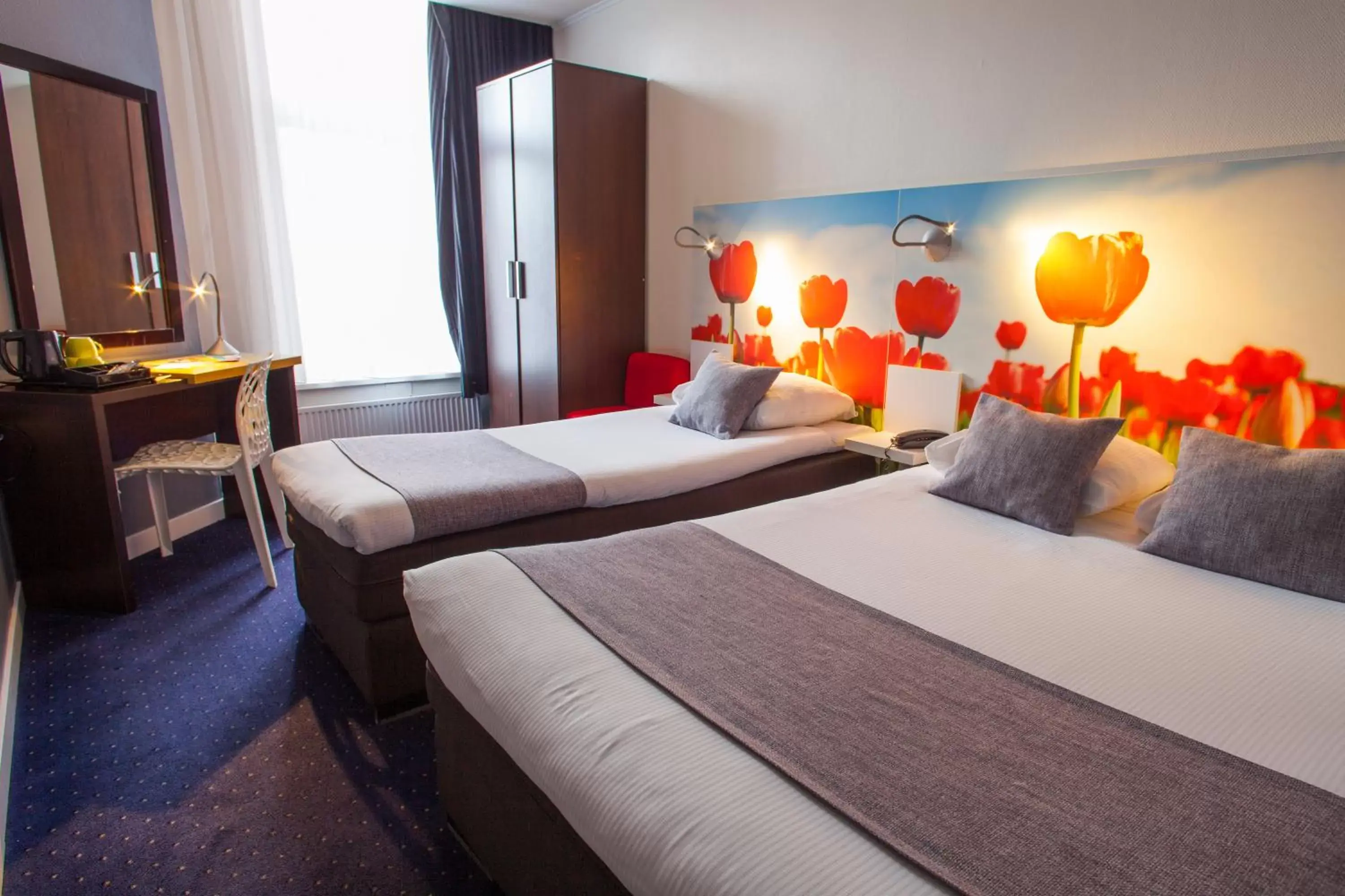 Family triple room in ibis Styles Amsterdam City