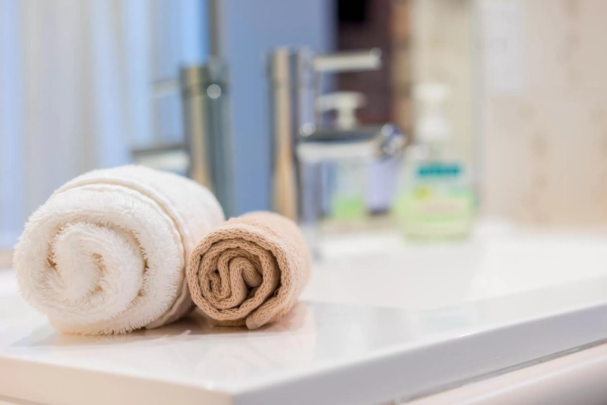 Bathroom in Farnham Court Motel and Restaurant