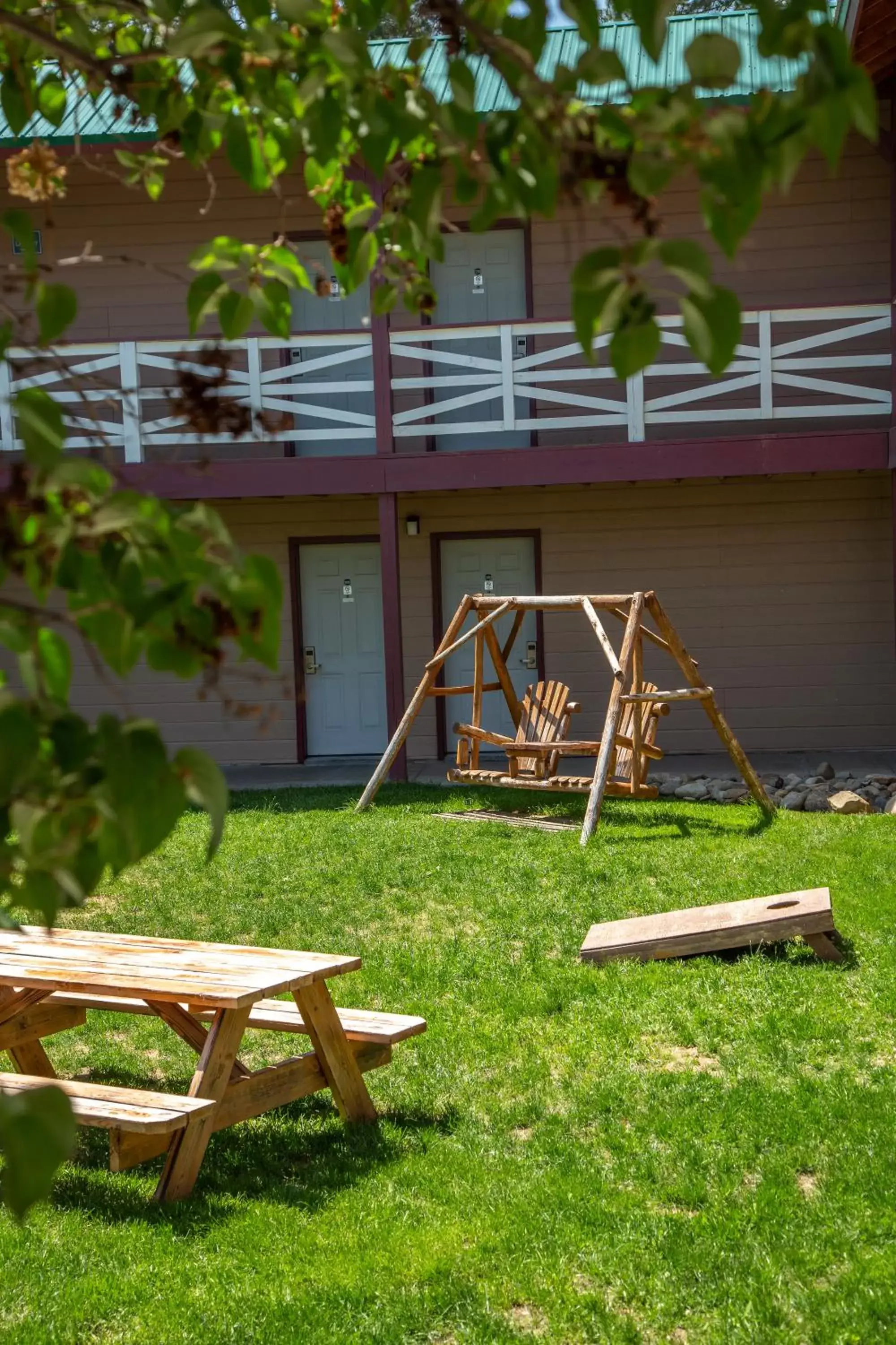 Property building in AbbyCreek Inn