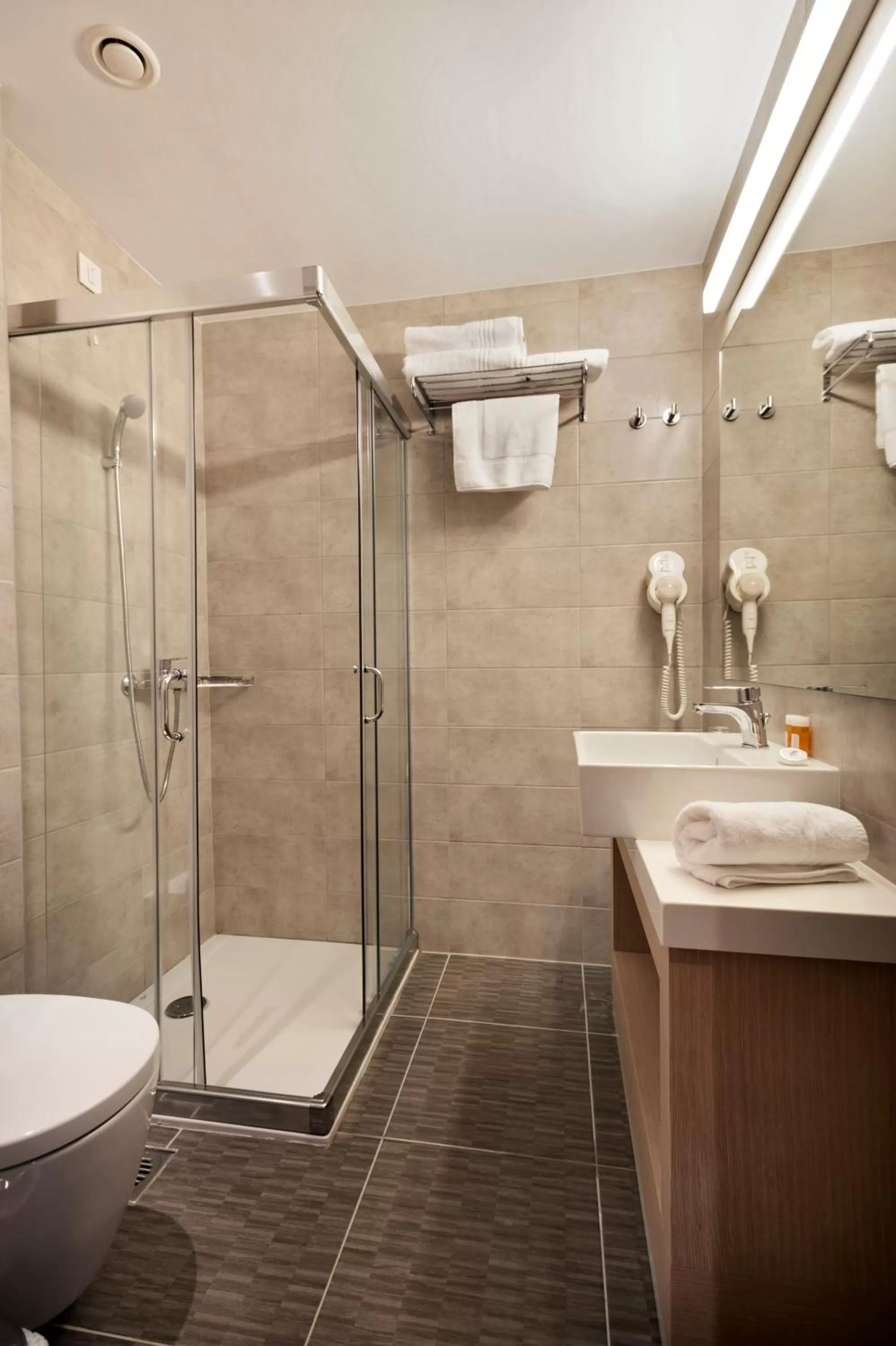 Bathroom in Kriti Hotel