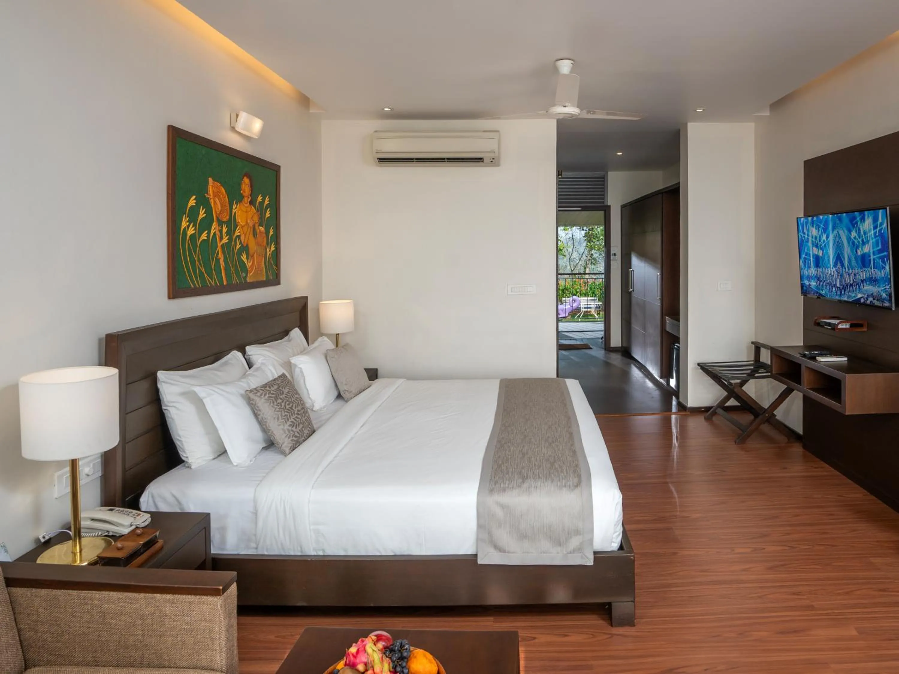 Bed in Ragamaya Resort & Spa Munnar