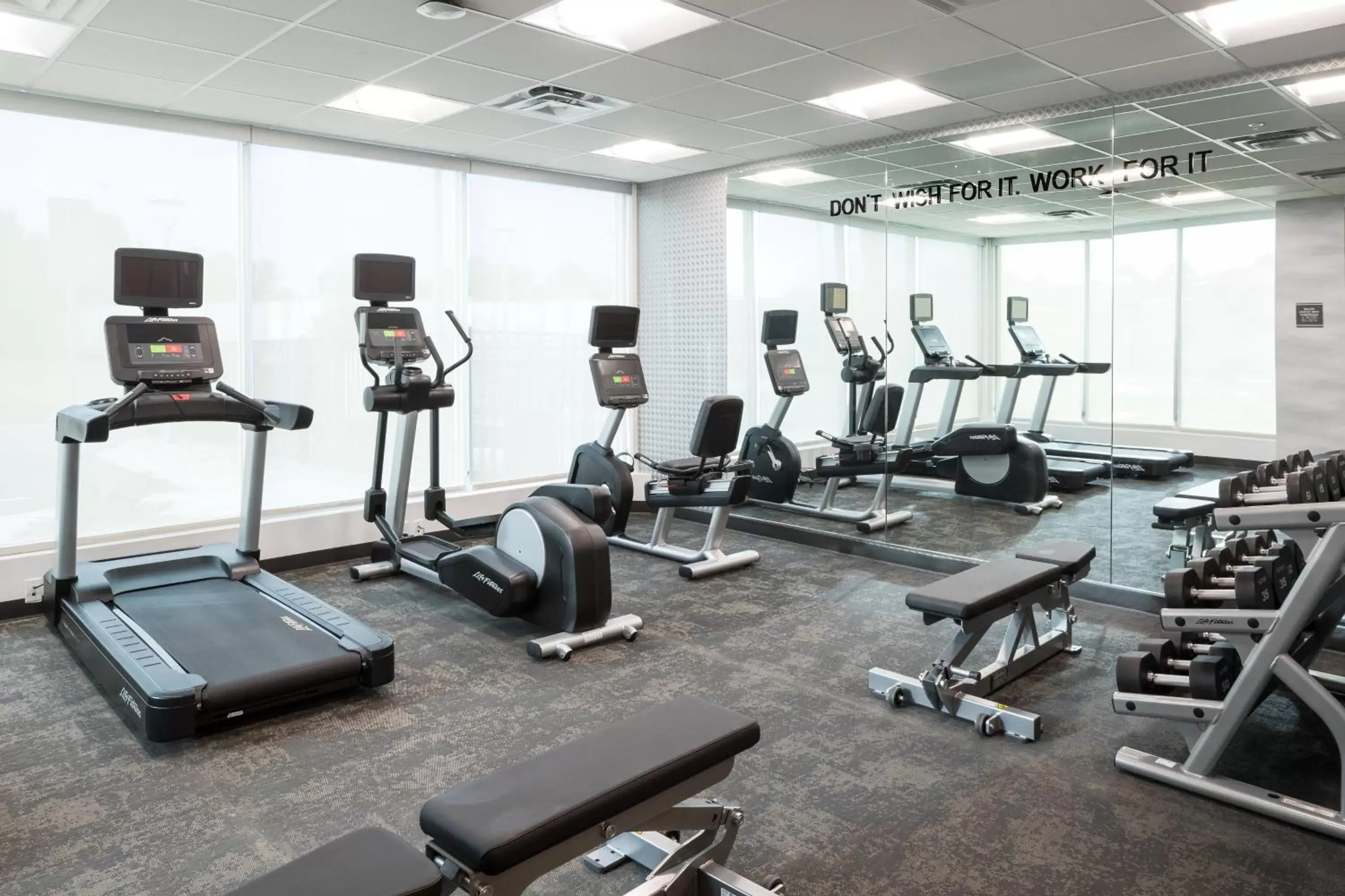 Fitness centre/facilities, Fitness Center/Facilities in Fairfield Inn & Suites by Marriott Savannah I-95 North