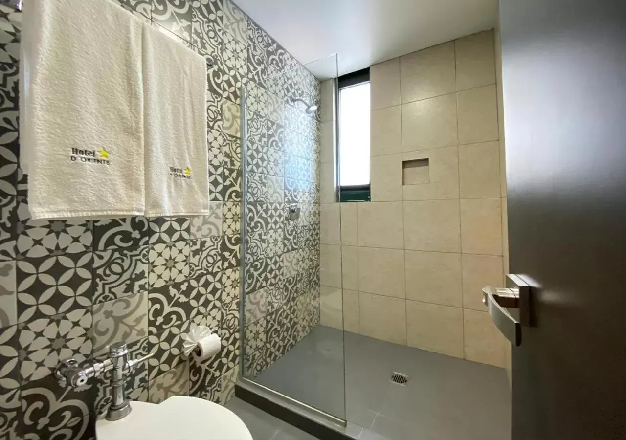 Bathroom in Hotel Estrella de Oriente