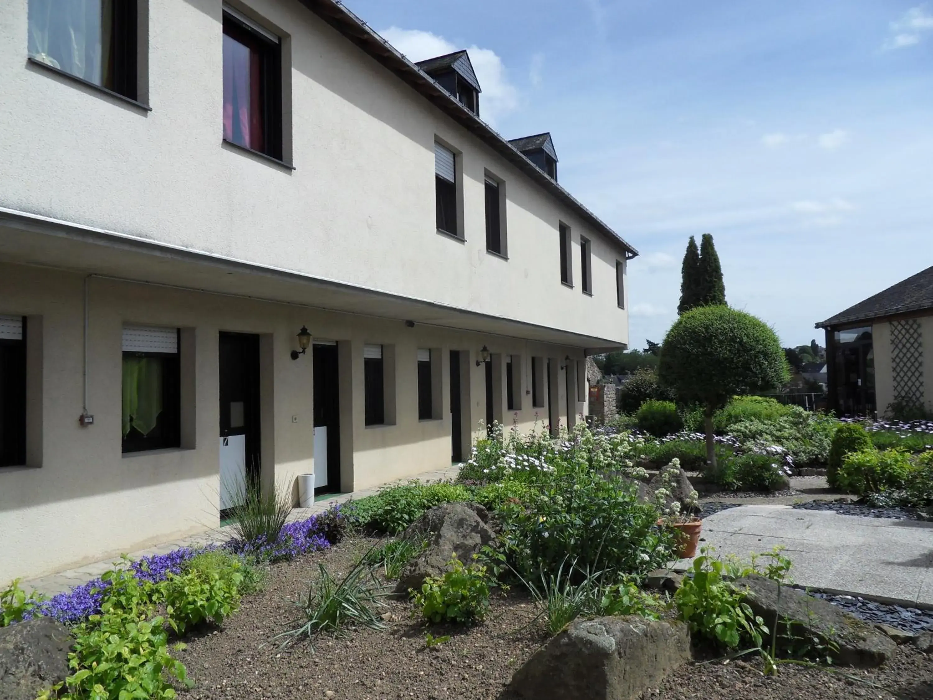 Property Building in Hôtel La Tour des Anglais