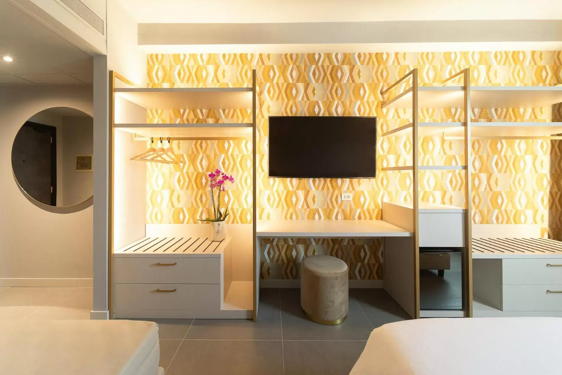 Deluxe Double or Twin Room in Hilton Garden Inn Bologna North Deluxe Double or Twin Room in Hilton Garden Inn Bologna North