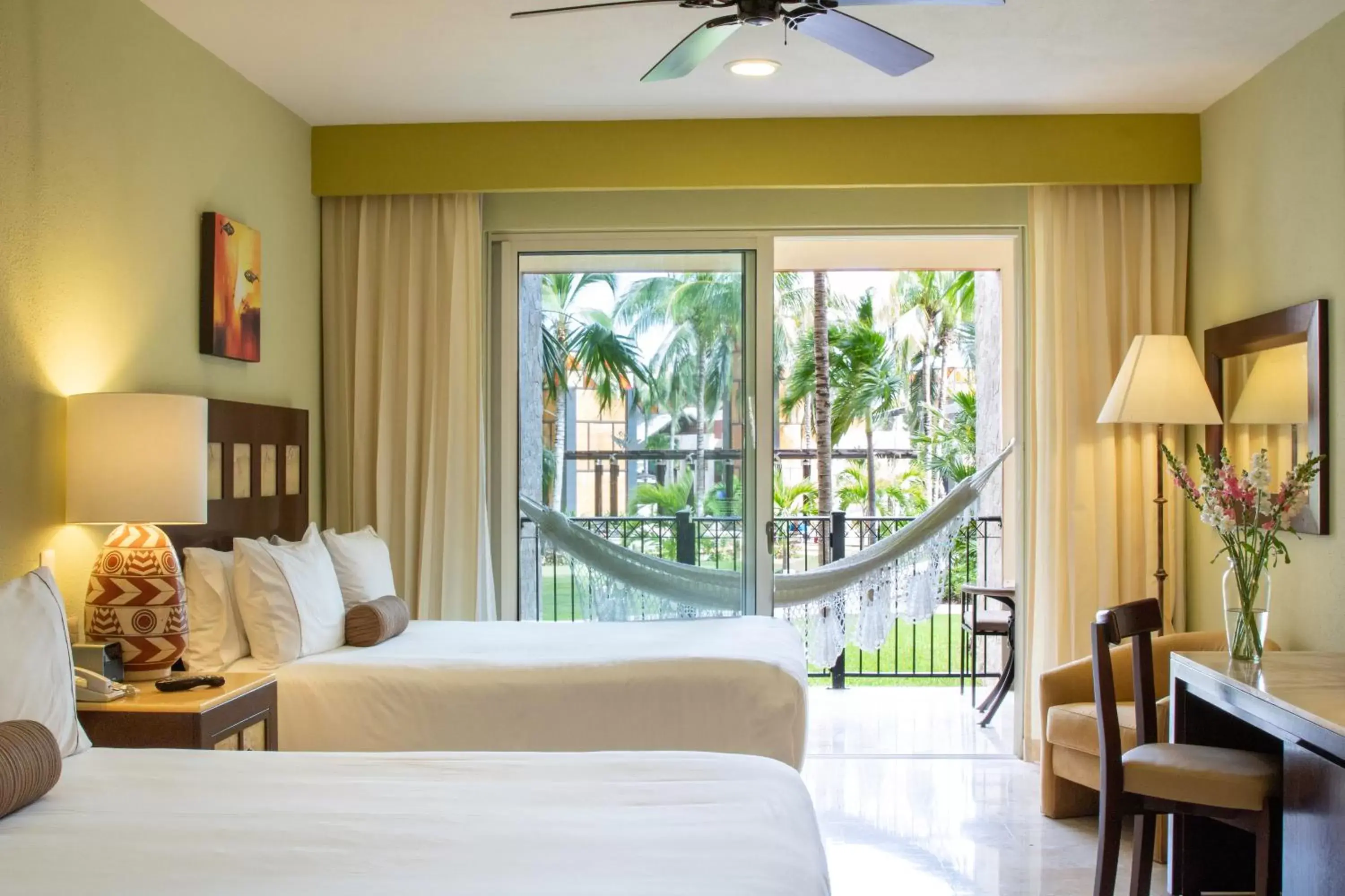 Garden, Bed in Villa del Palmar Cancun Luxury Beach Resort & Spa