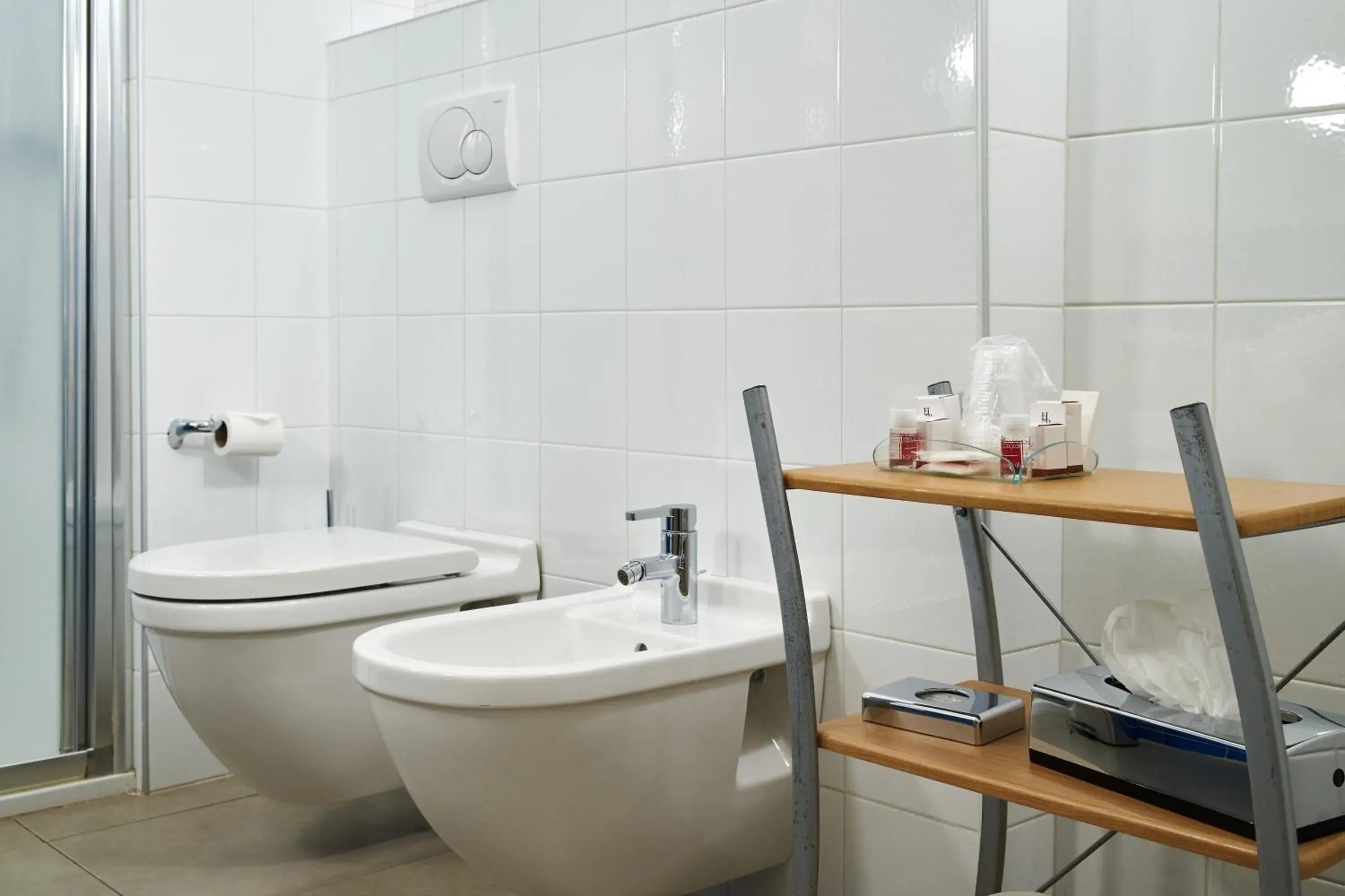 Shower, Bathroom in San Rocco Hotel