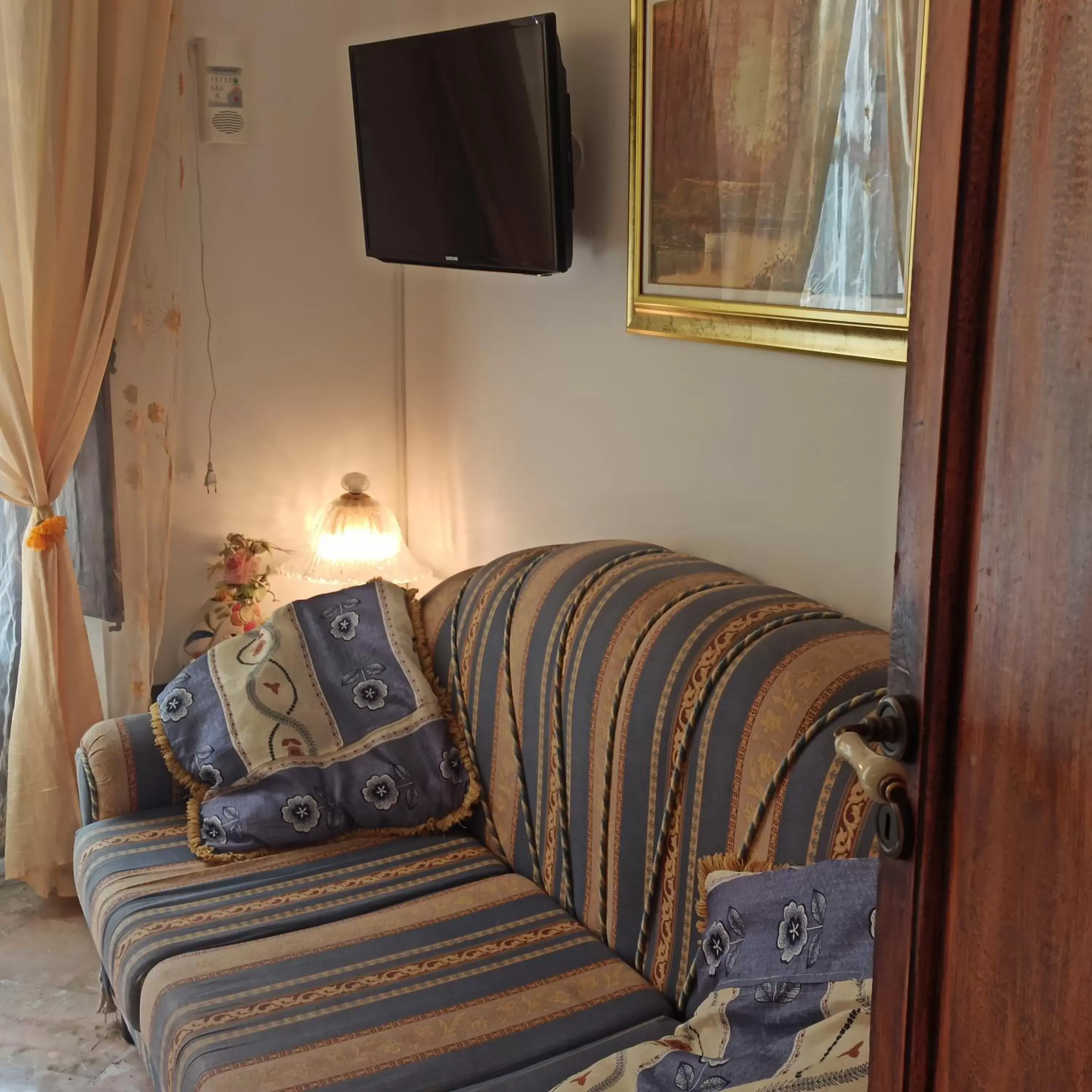 Photo of the whole room, Bed in B&B "Le Quattro Stagioni"