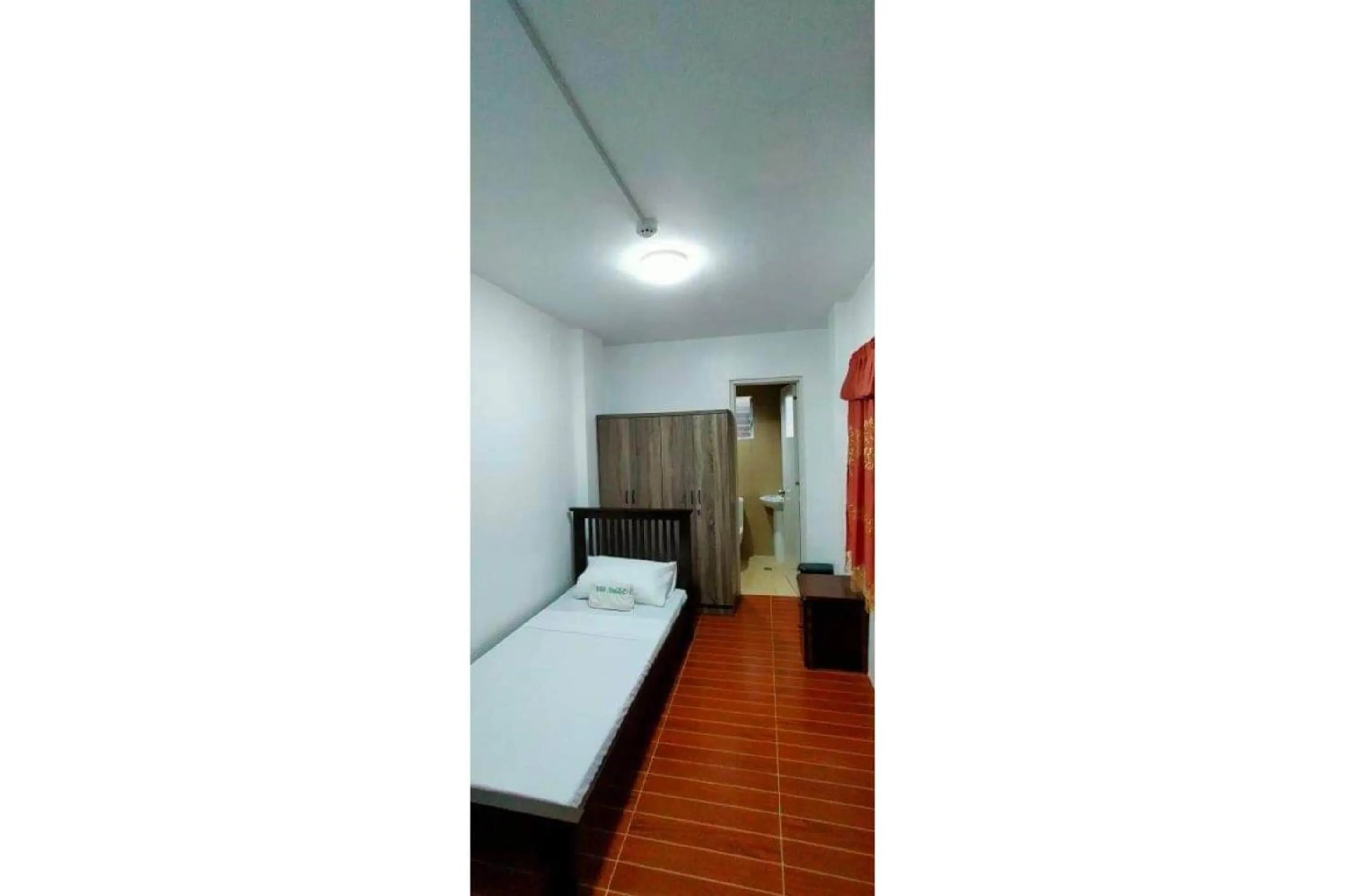 Bedroom in OYO 799 Ddd Habitat Iloilo