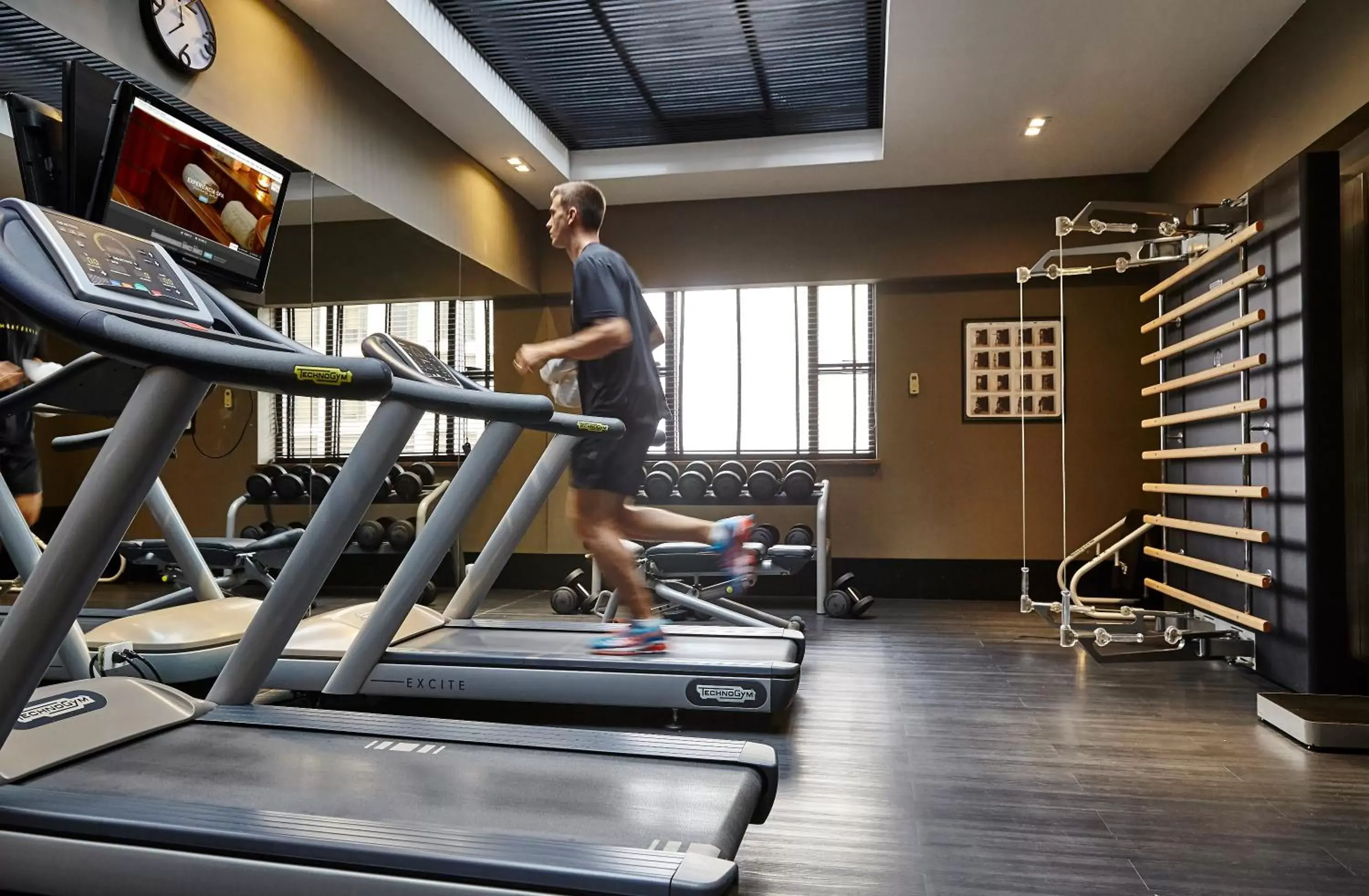 Property building, Fitness Center/Facilities in L'Hotel PortoBay São Paulo