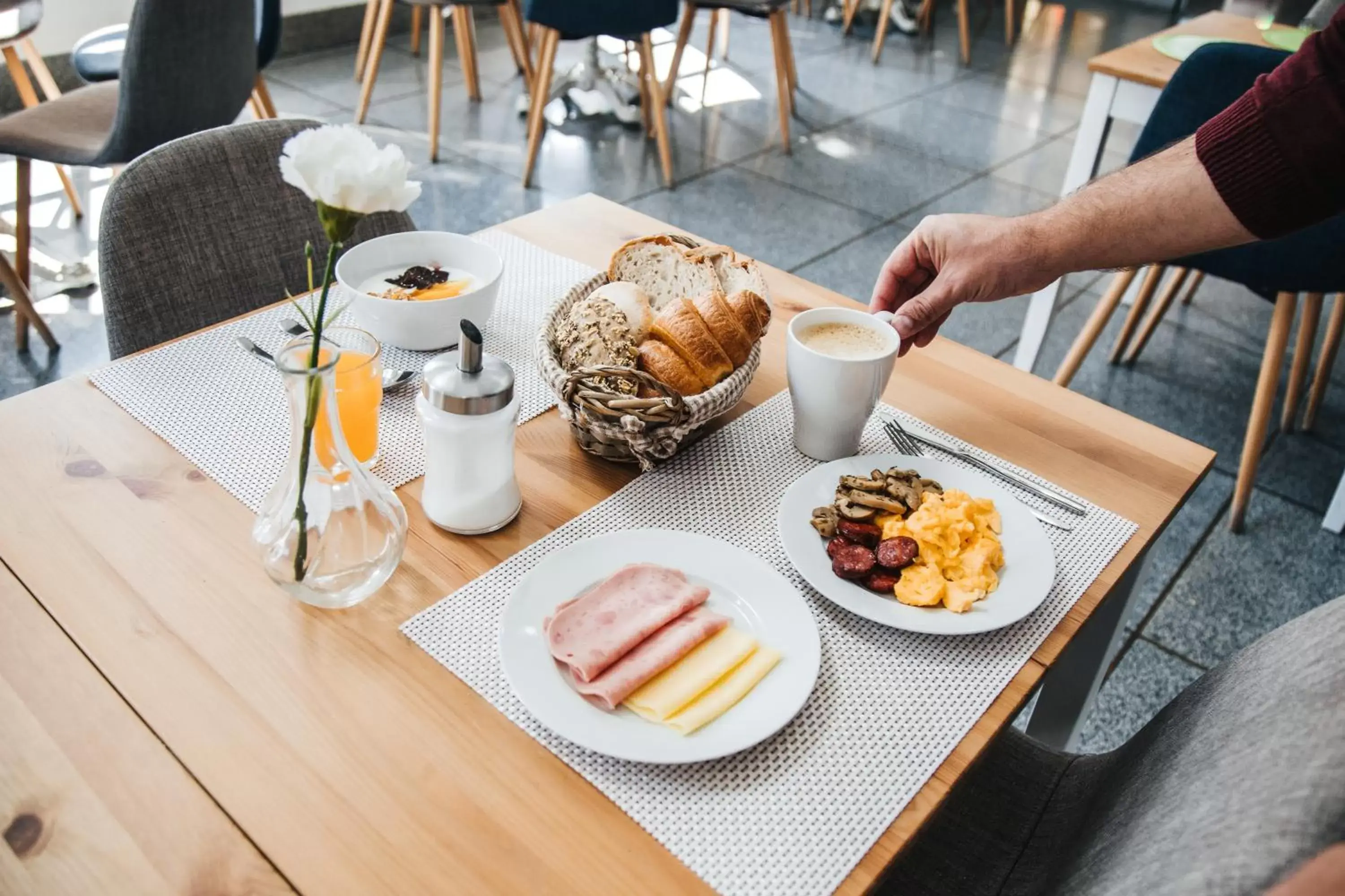 Buffet breakfast in Hotel Laitau